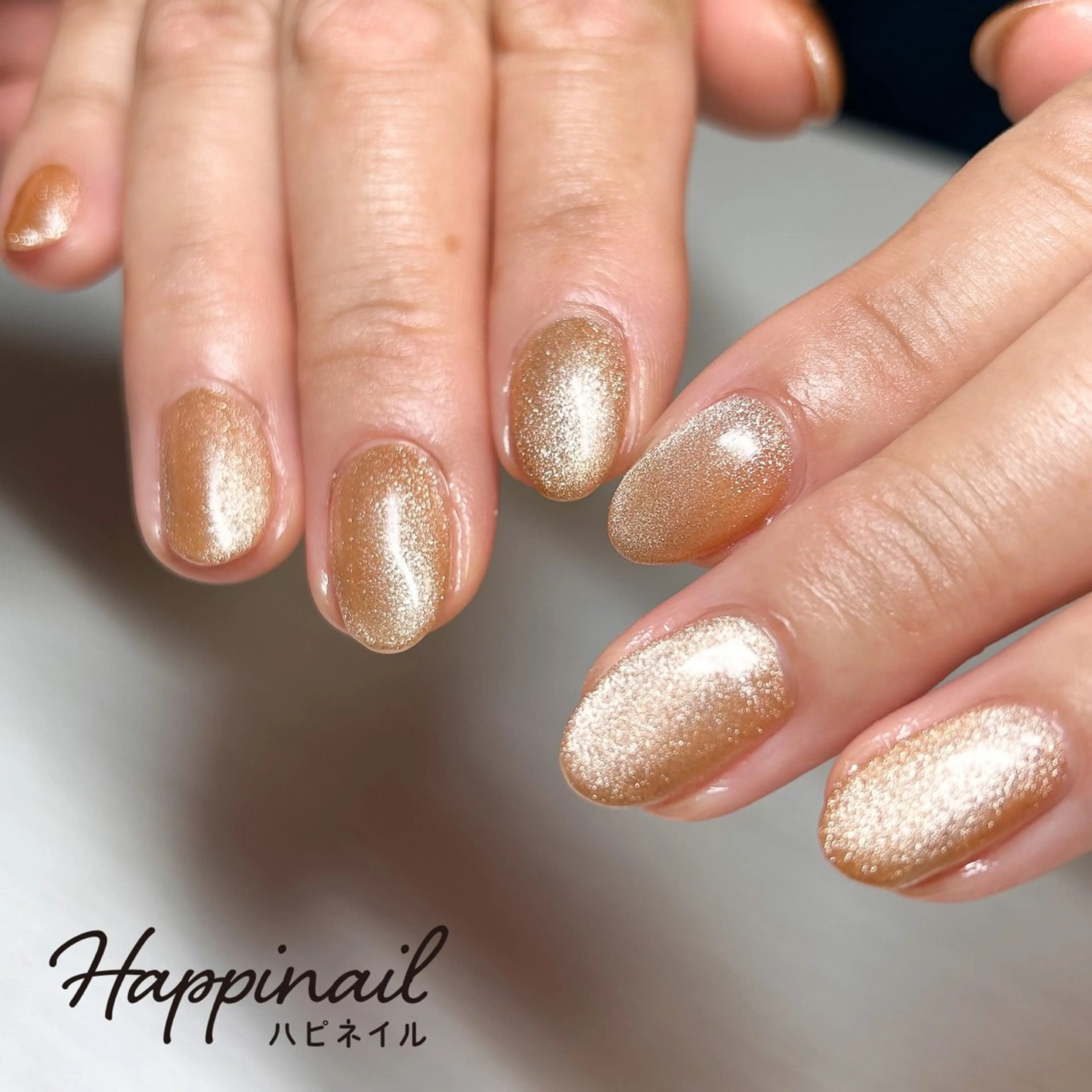 ネイル ゴールド マグネットネイル ワンカラーネイル ケアが得意なサロン Happinailのエステ・リラクイメージ