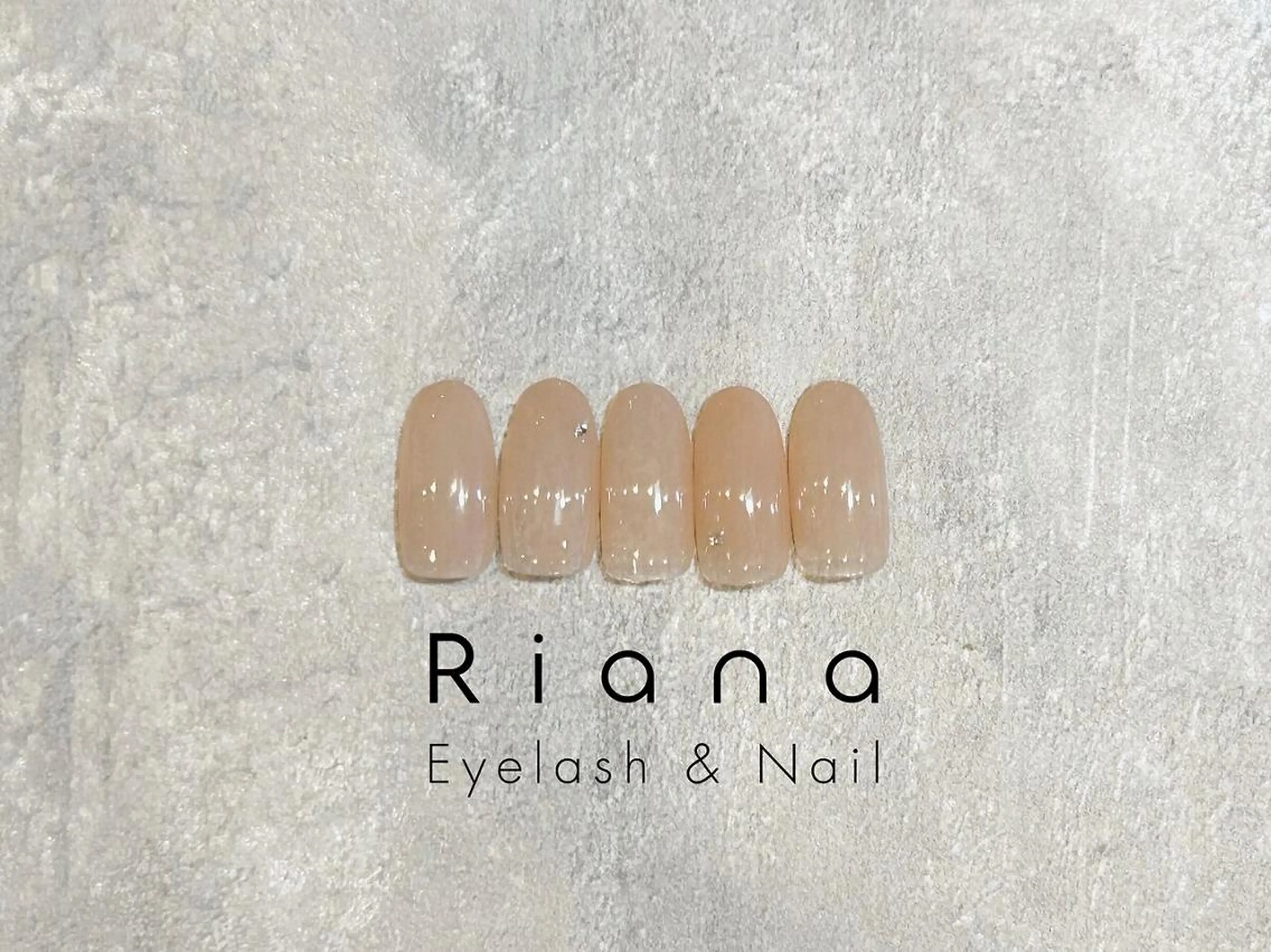 ネイル シンプルネイル Riana 三橋のネイルデザイン