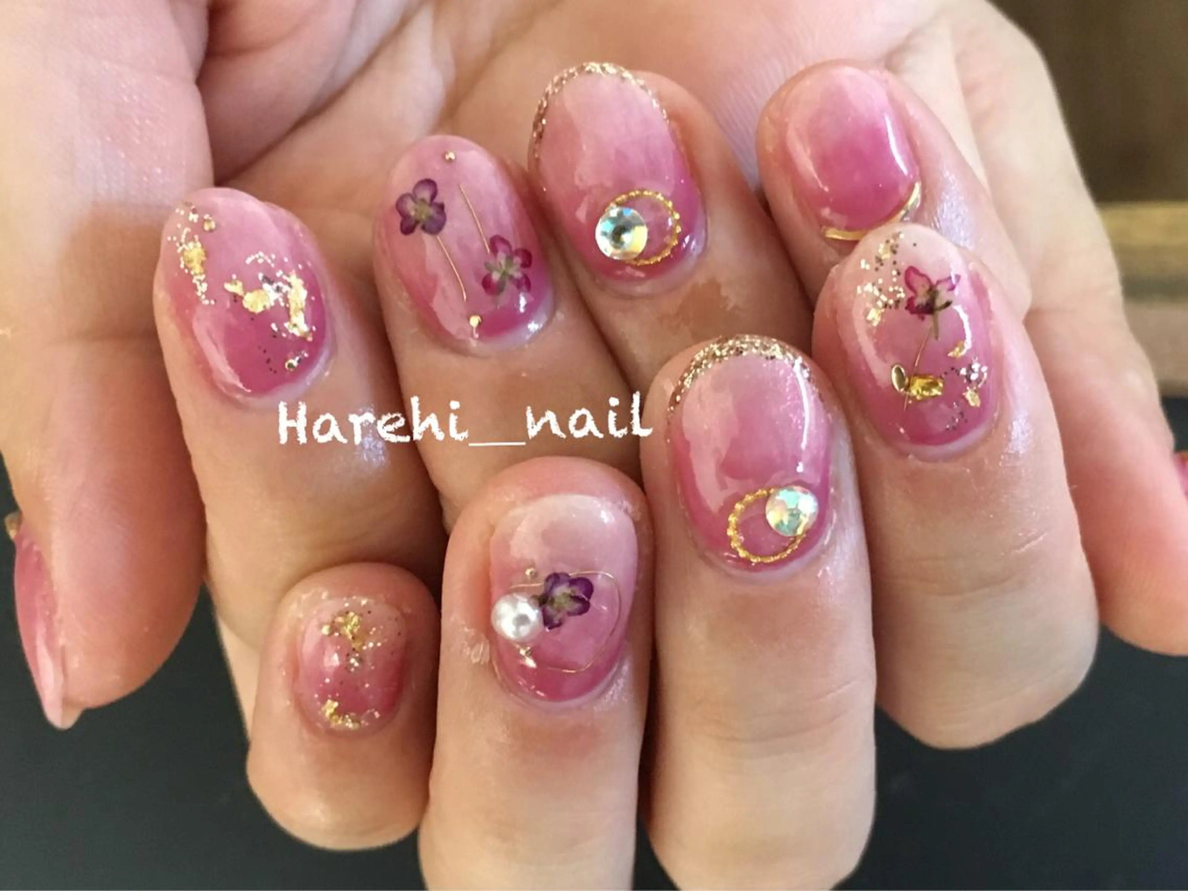 ネイル Harehi_ nailのネイルデザイン