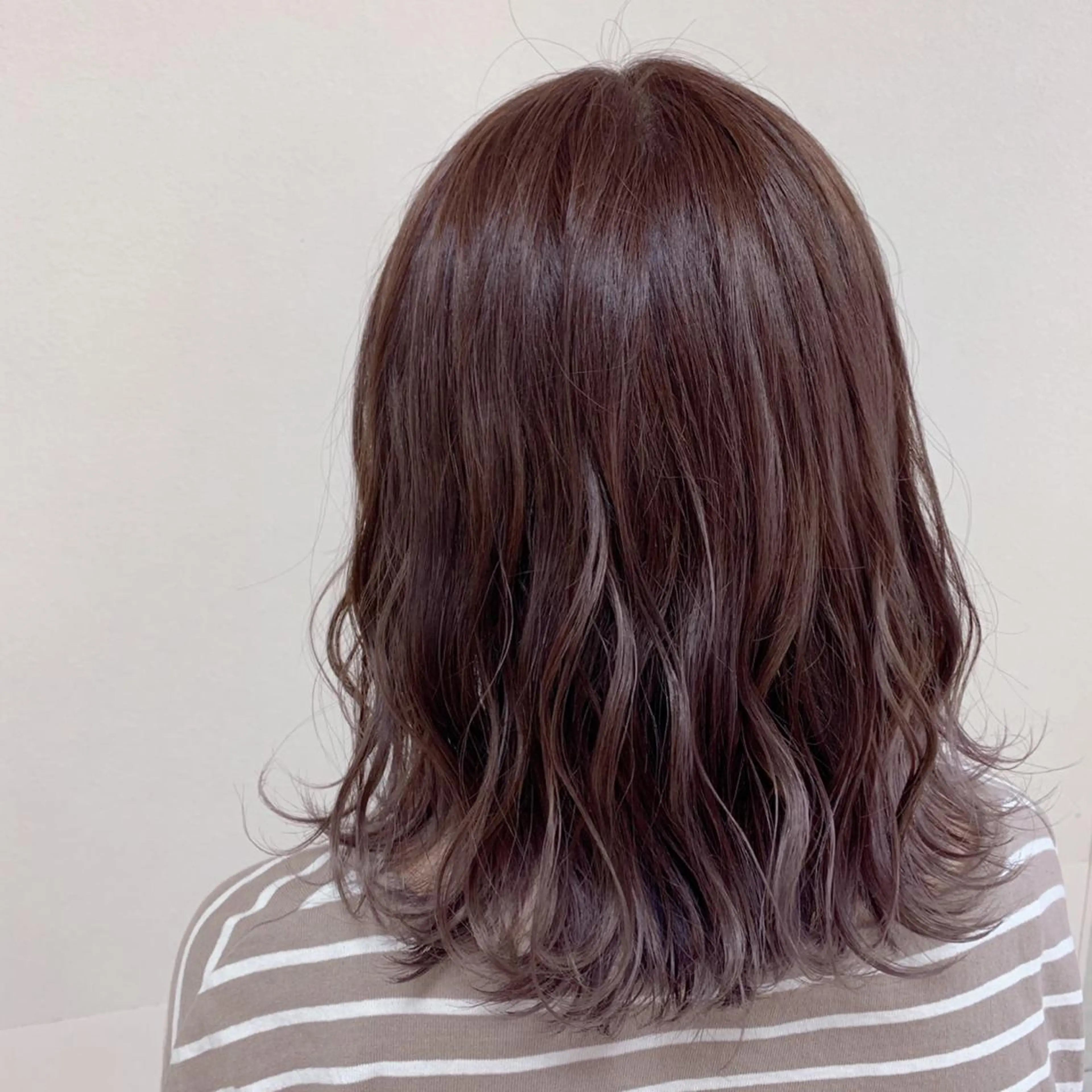 ミディアム カラー ヘアアレンジ ヘアカラー トリートメント 【Sweep】おじま のぞみのヘアスタイル