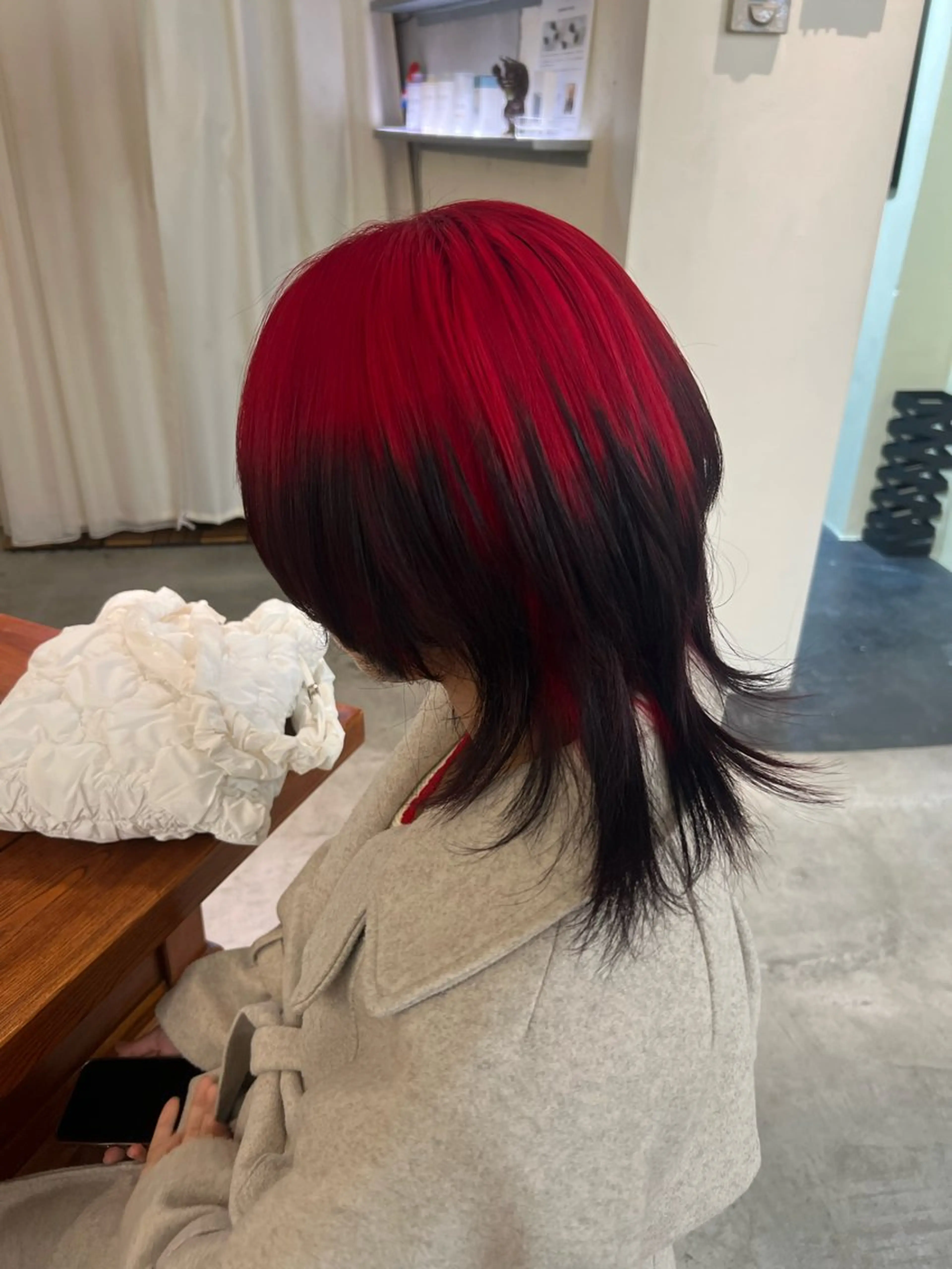 ミディアム カラー カット ヘアカラー 圧倒的デザイン力 店長🎨RENAのヘアスタイル