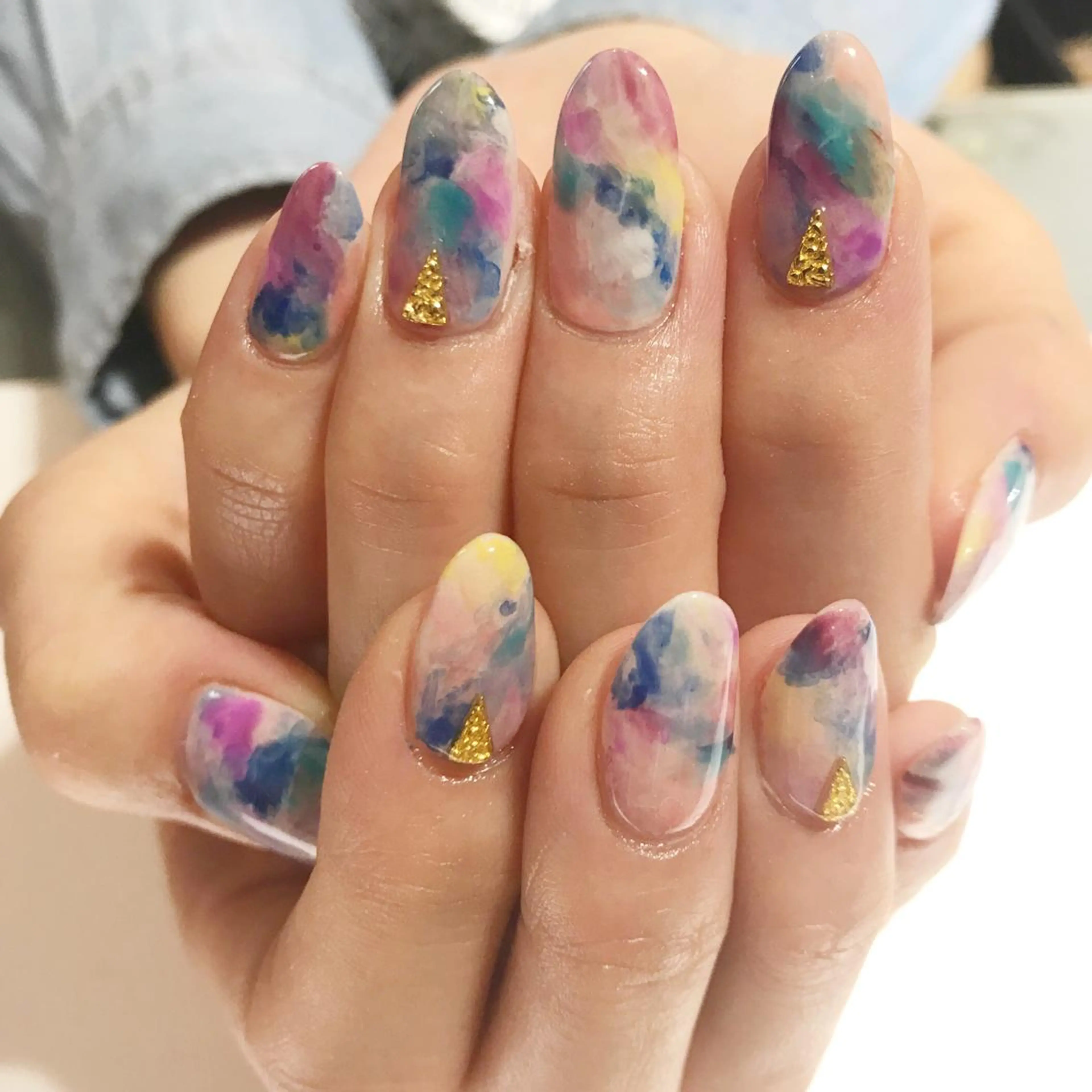 ネイル ジェルネイル YUN 💅のネイルデザイン