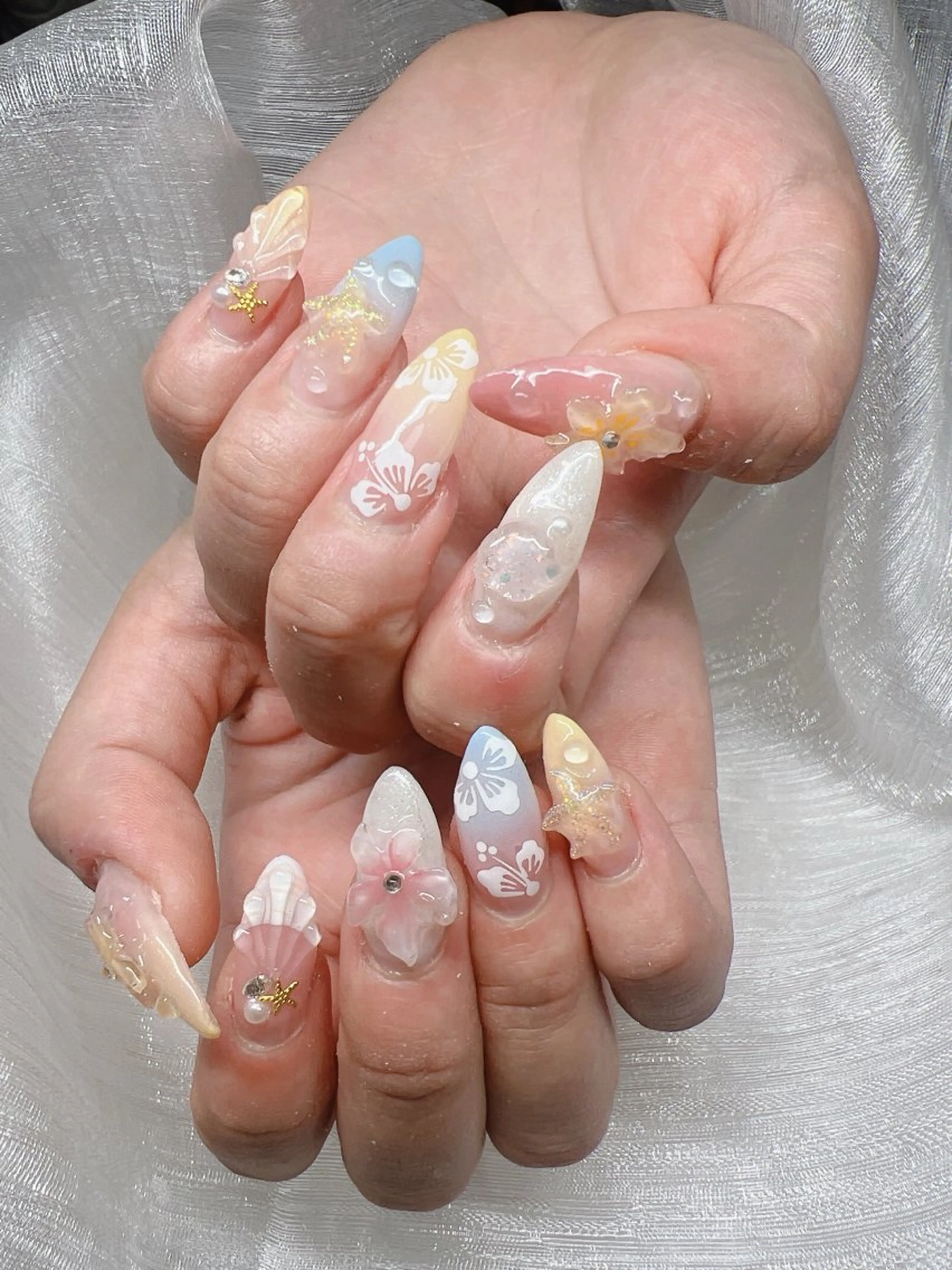ネイル ハンドネイル Lee Nails チップ長さだし専門店のネイルデザイン