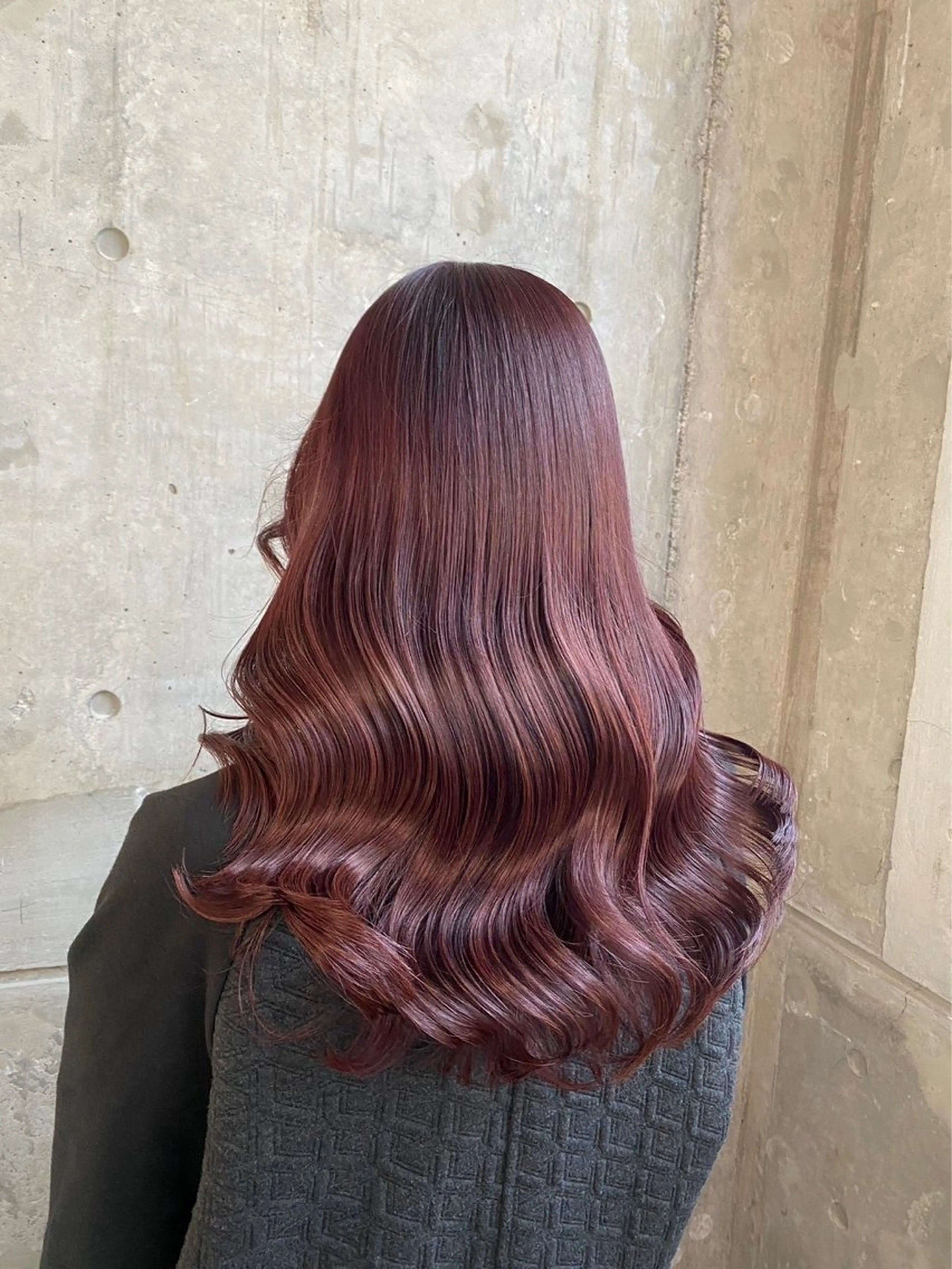 セミロング レイヤーカット 透明感カラーカッチのヘアスタイル