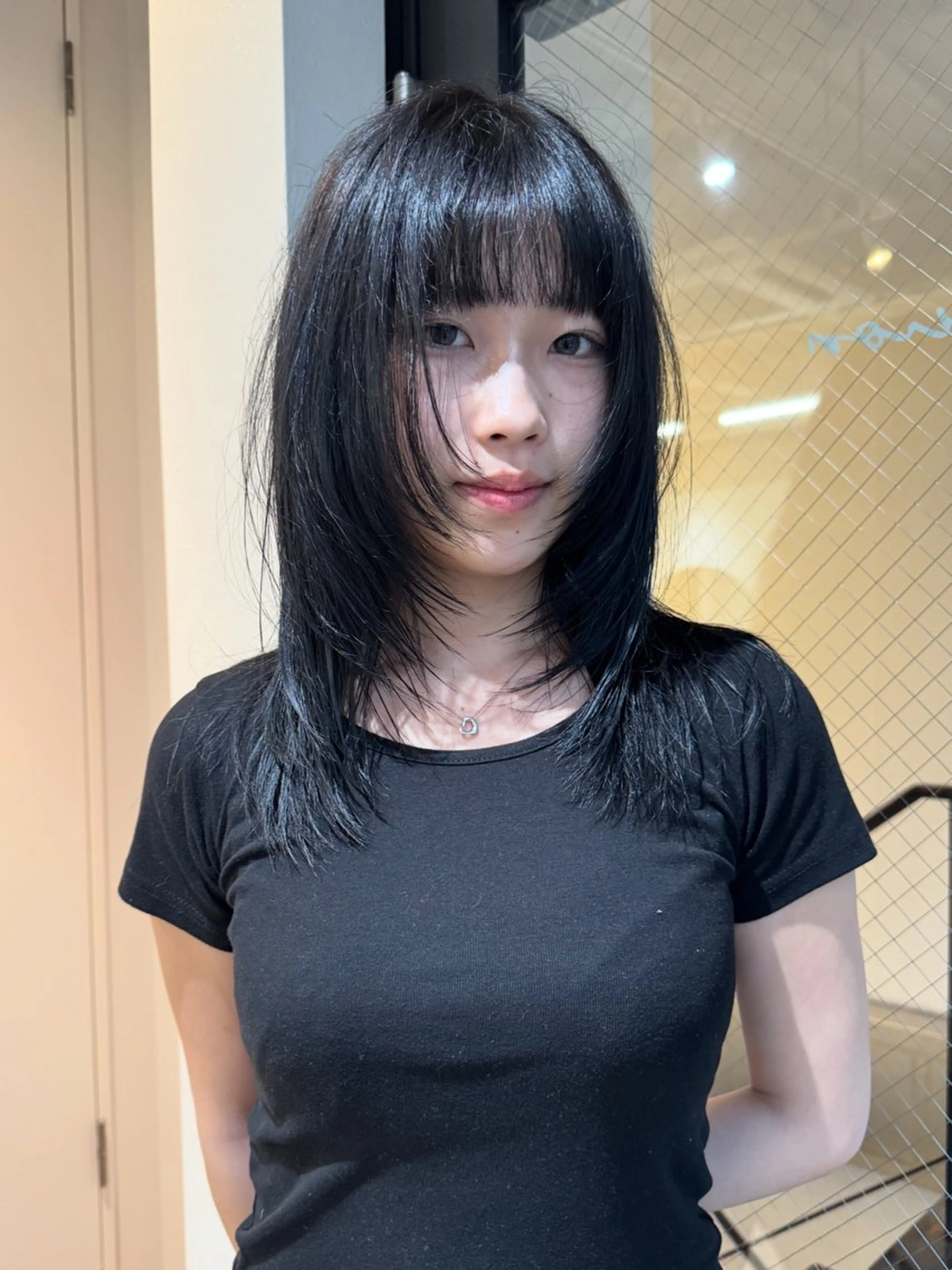 ミディアム カット aya/ブリーチ/ ボブ/ショートのヘアスタイル