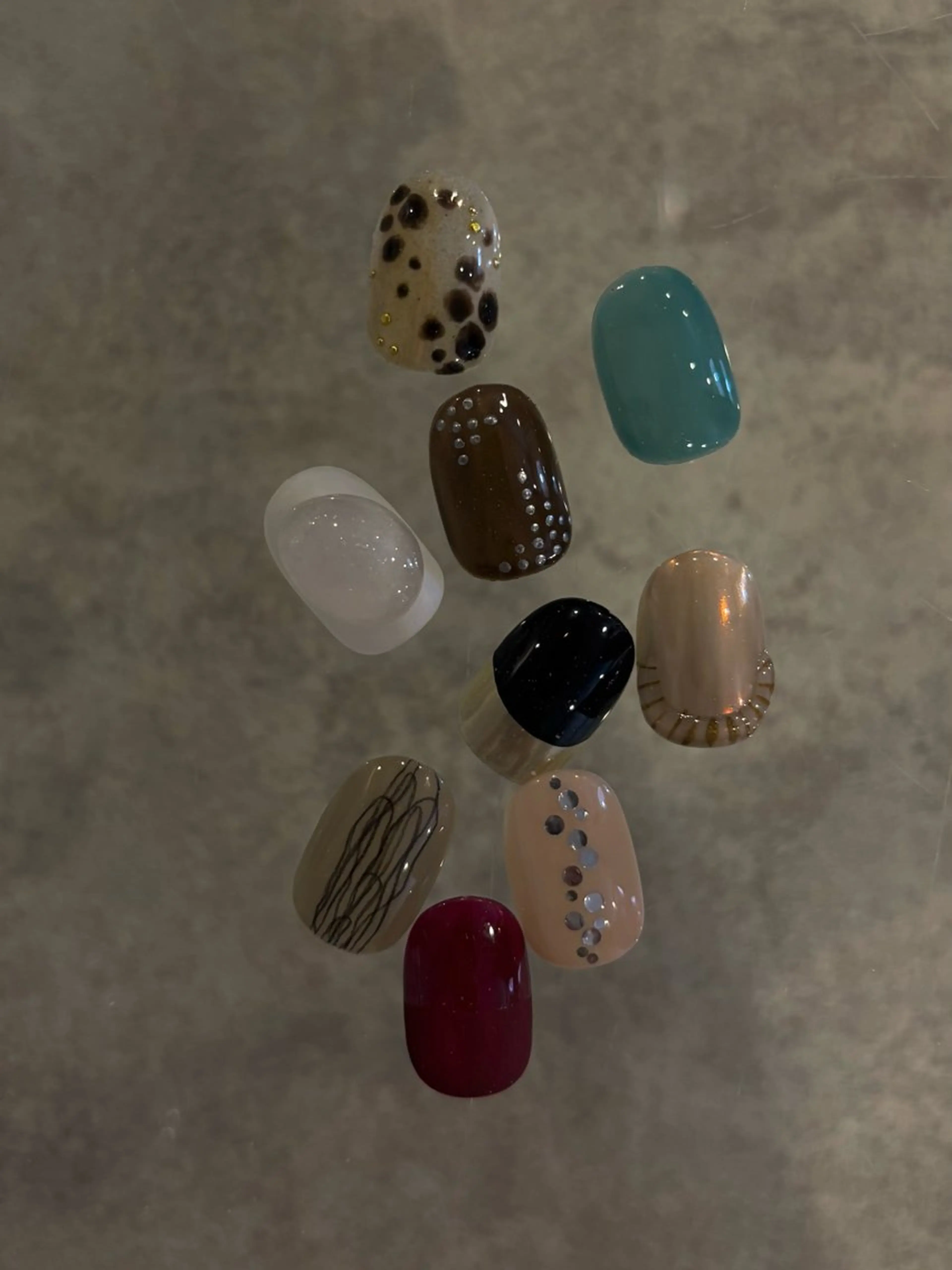 ネイル ミラーネイル ニュアンスネイル ワンカラーネイル シンプルネイル ハンドネイル nao＿nail .929のネイルデザイン