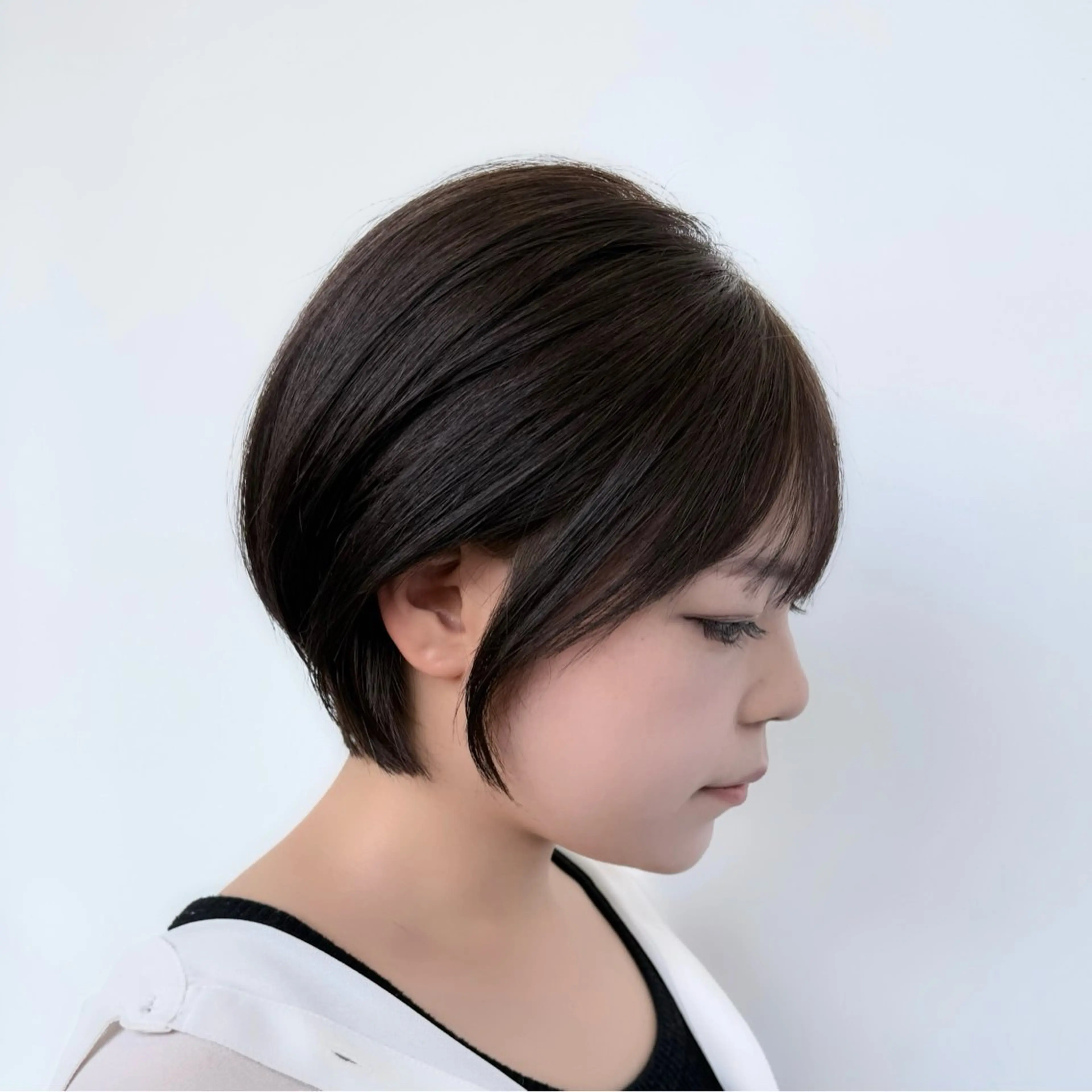 骨格補正カット+質感再生トリートメントの写真