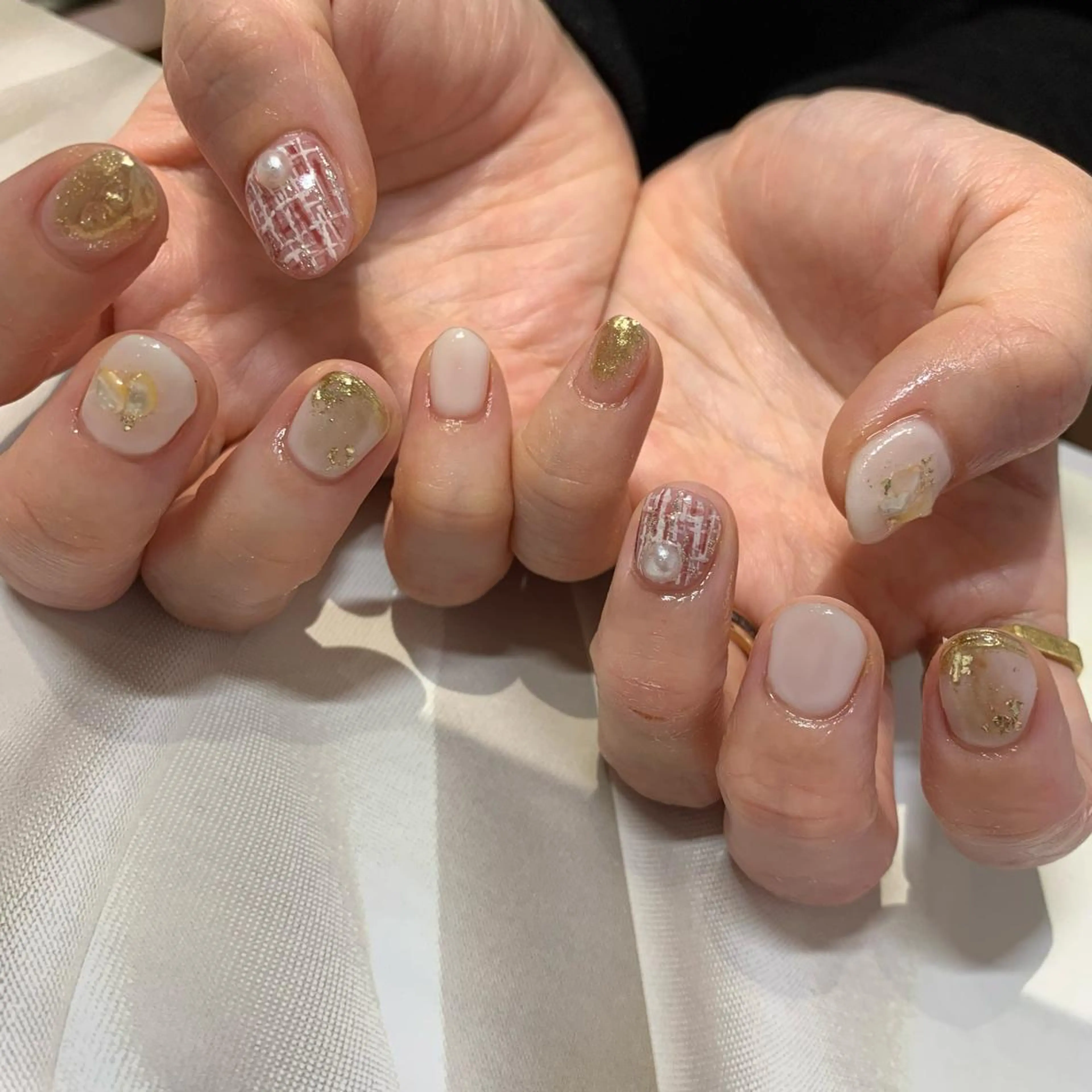 ネイル ツイードネイル マキノ ユイのネイルデザイン