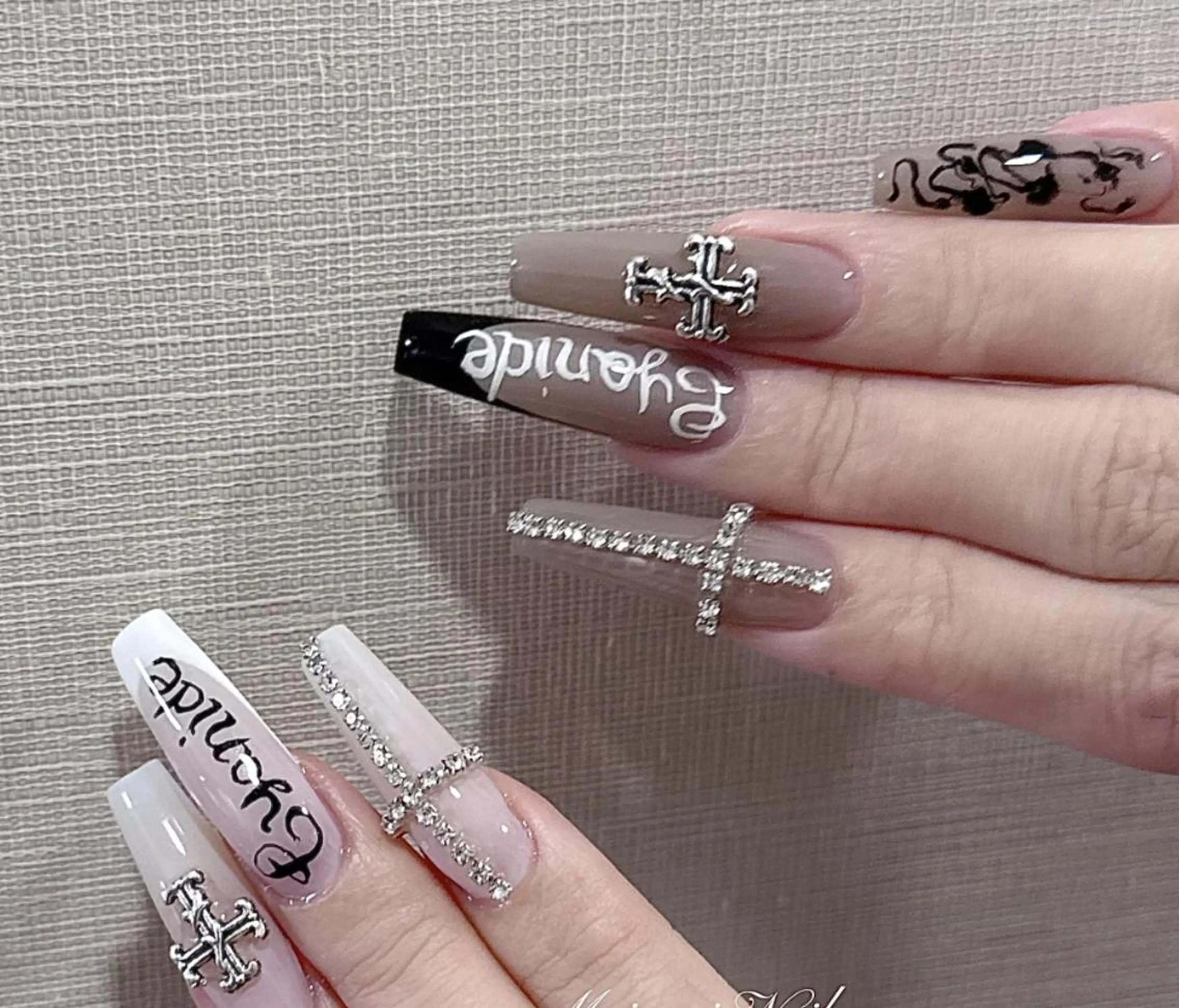 ネイル ハンドネイル ハンドケア 🍑 momo_nailのネイルデザイン