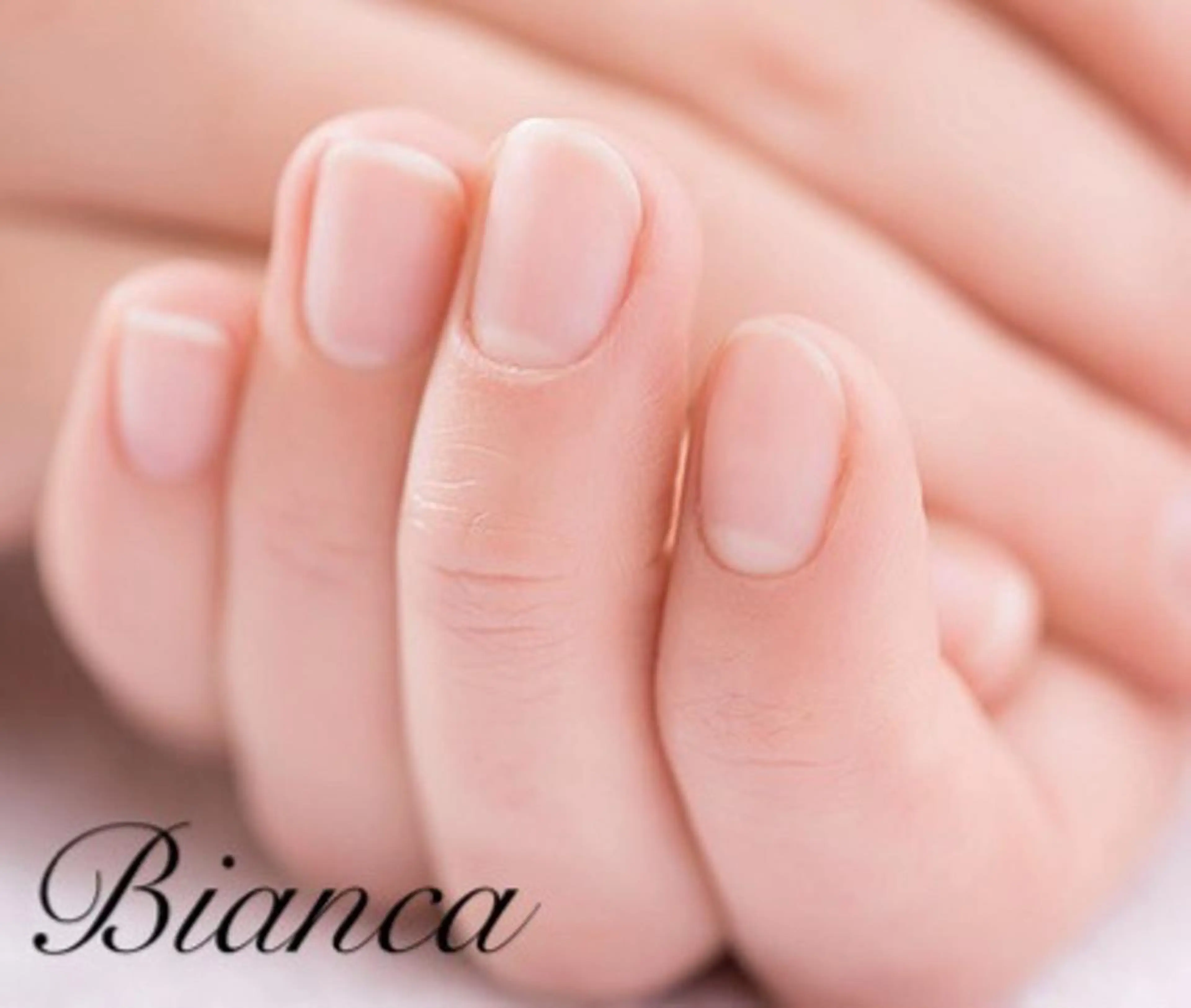 ネイル Bianca . UCHIDAのネイルデザイン