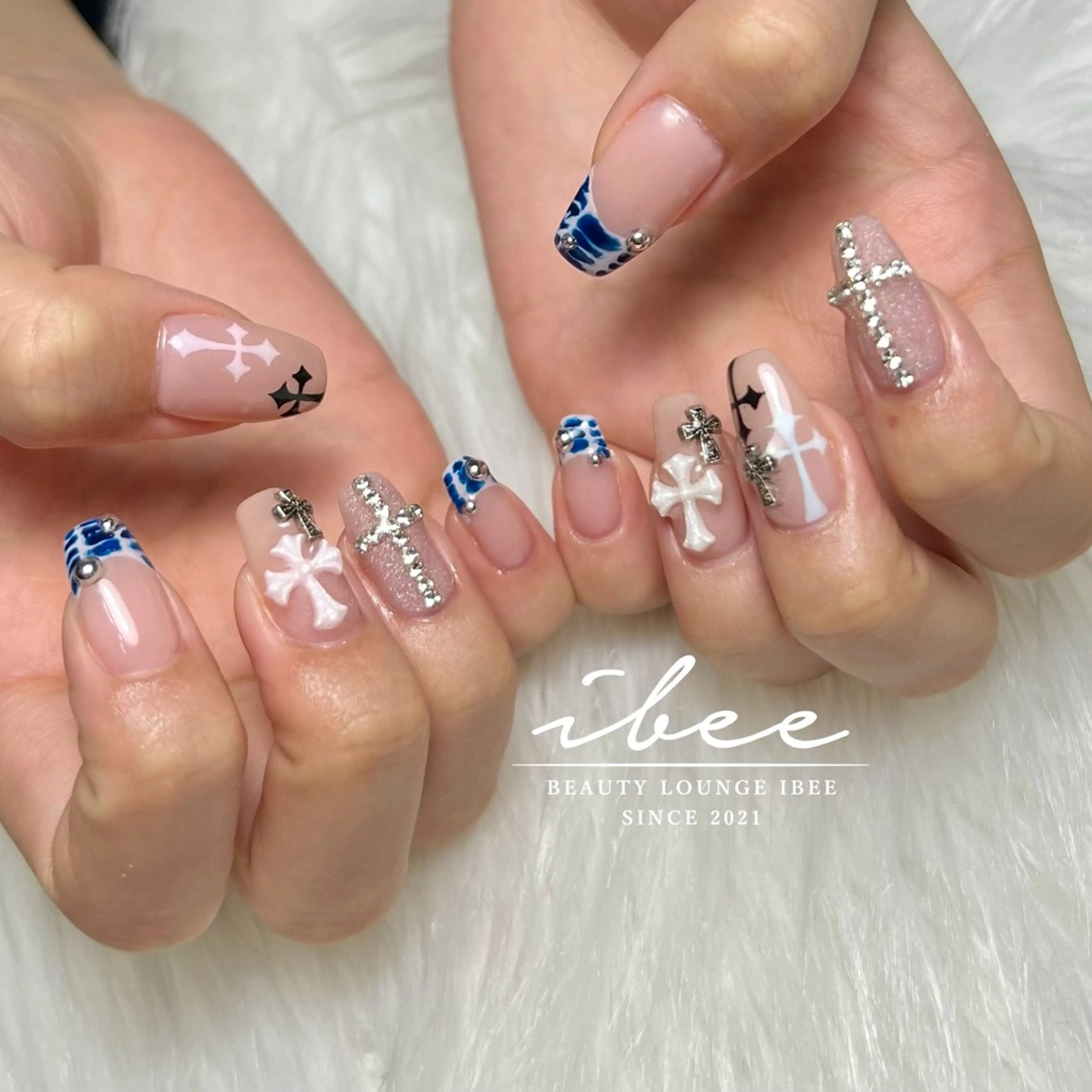 ネイル ibee nail 🤍yumiのネイルデザイン