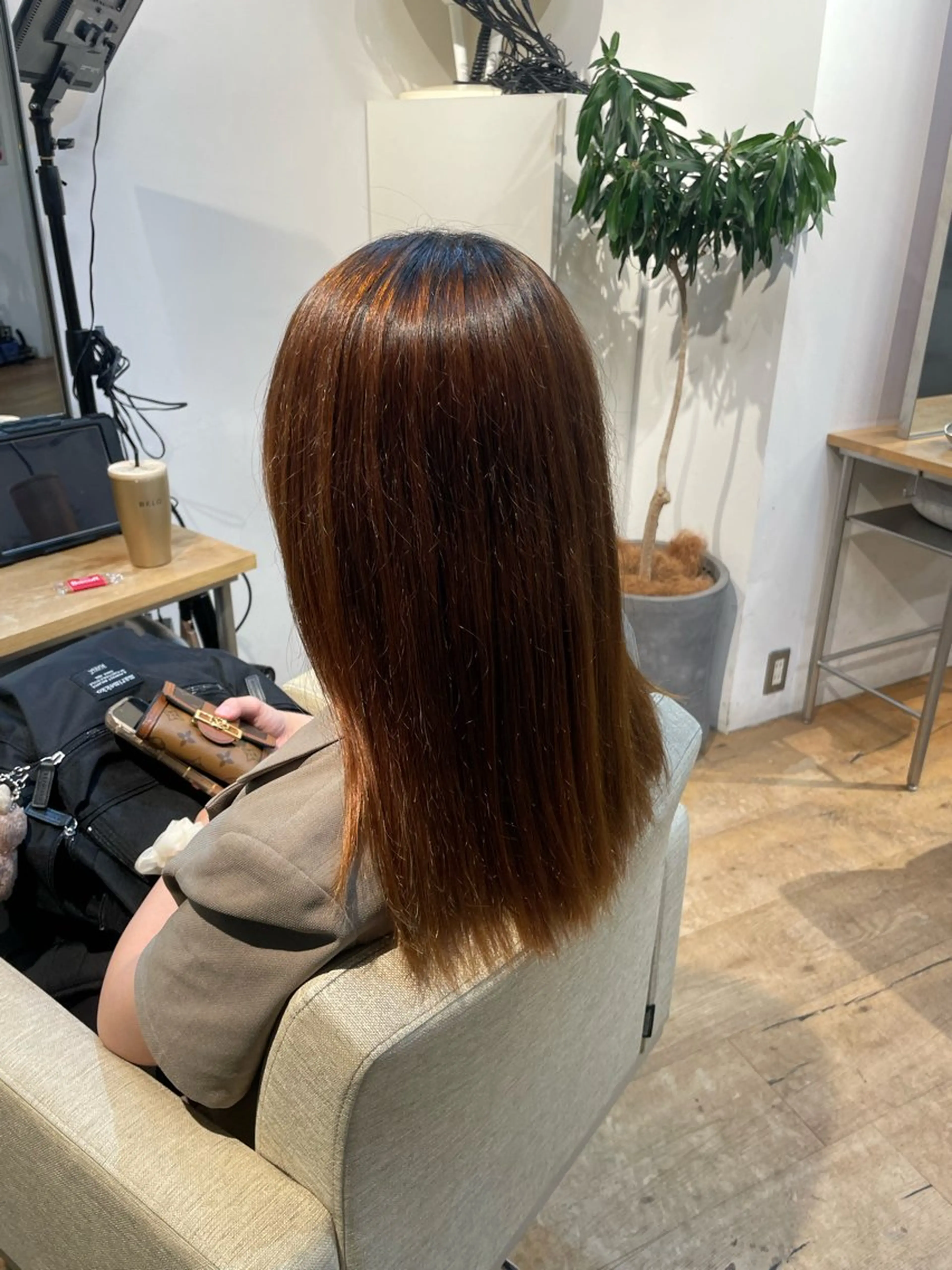 ロング 縮毛矯正 BELO OSAKA カエデのヘアスタイル