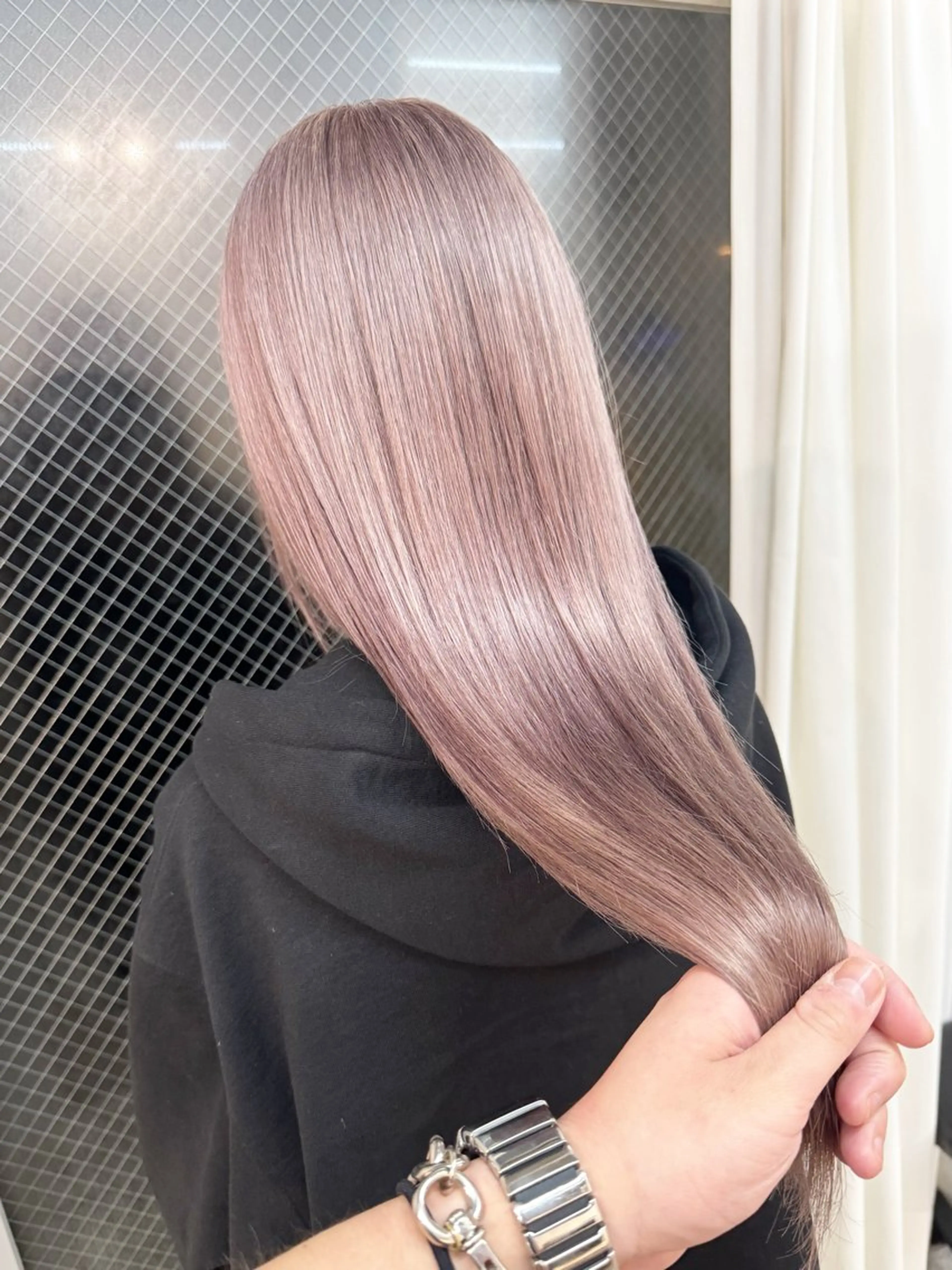 ロング カラー バレイヤージュ ブリーチ ケアブリーチ ハイライトカラー インナーカラー ヘアカラー lani ブリーチ /ダブルカラーのヘアスタイル