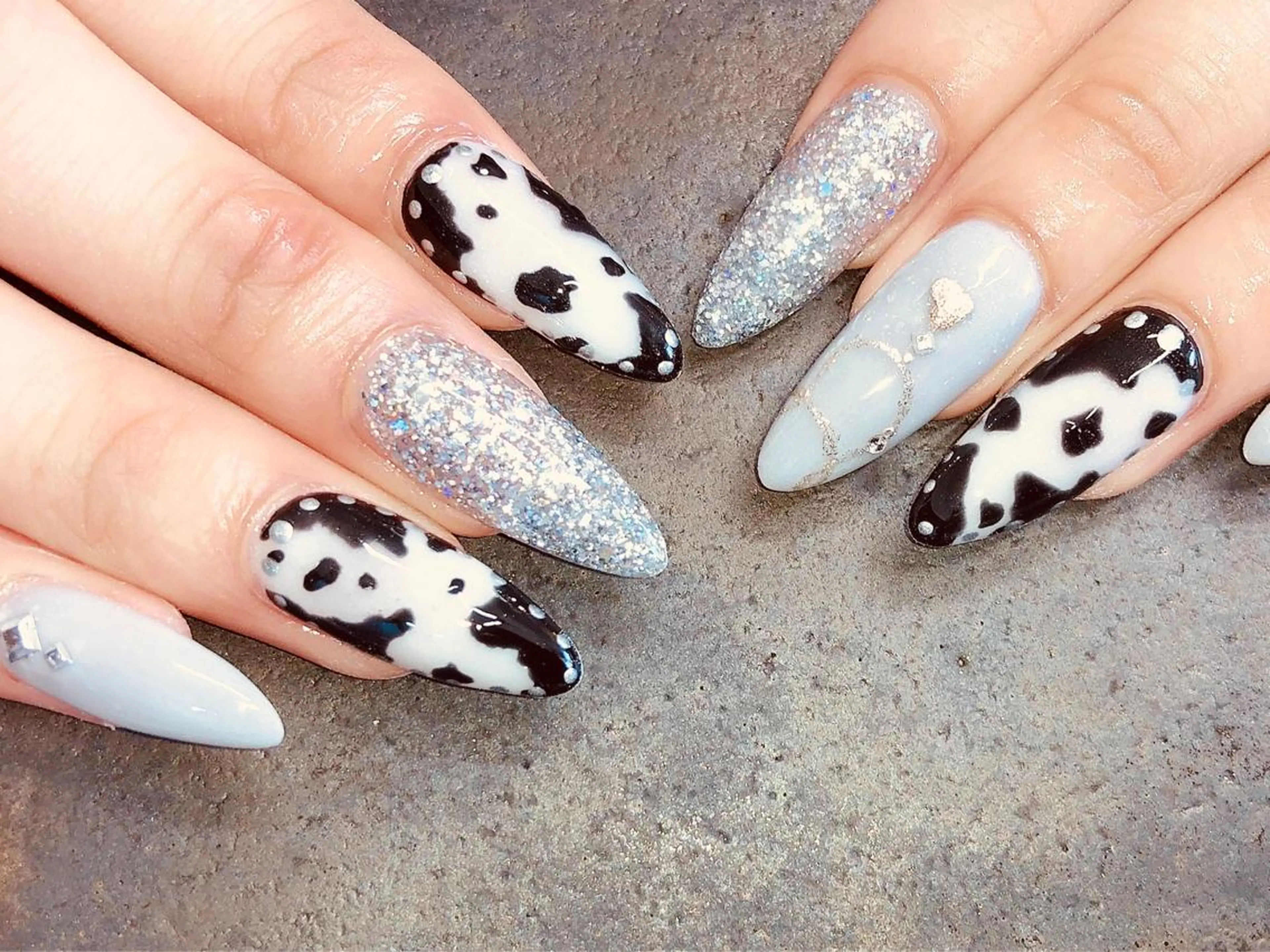 ネイル アートネイル スカルプネイル ハンドネイル gorella Ａのネイルデザイン