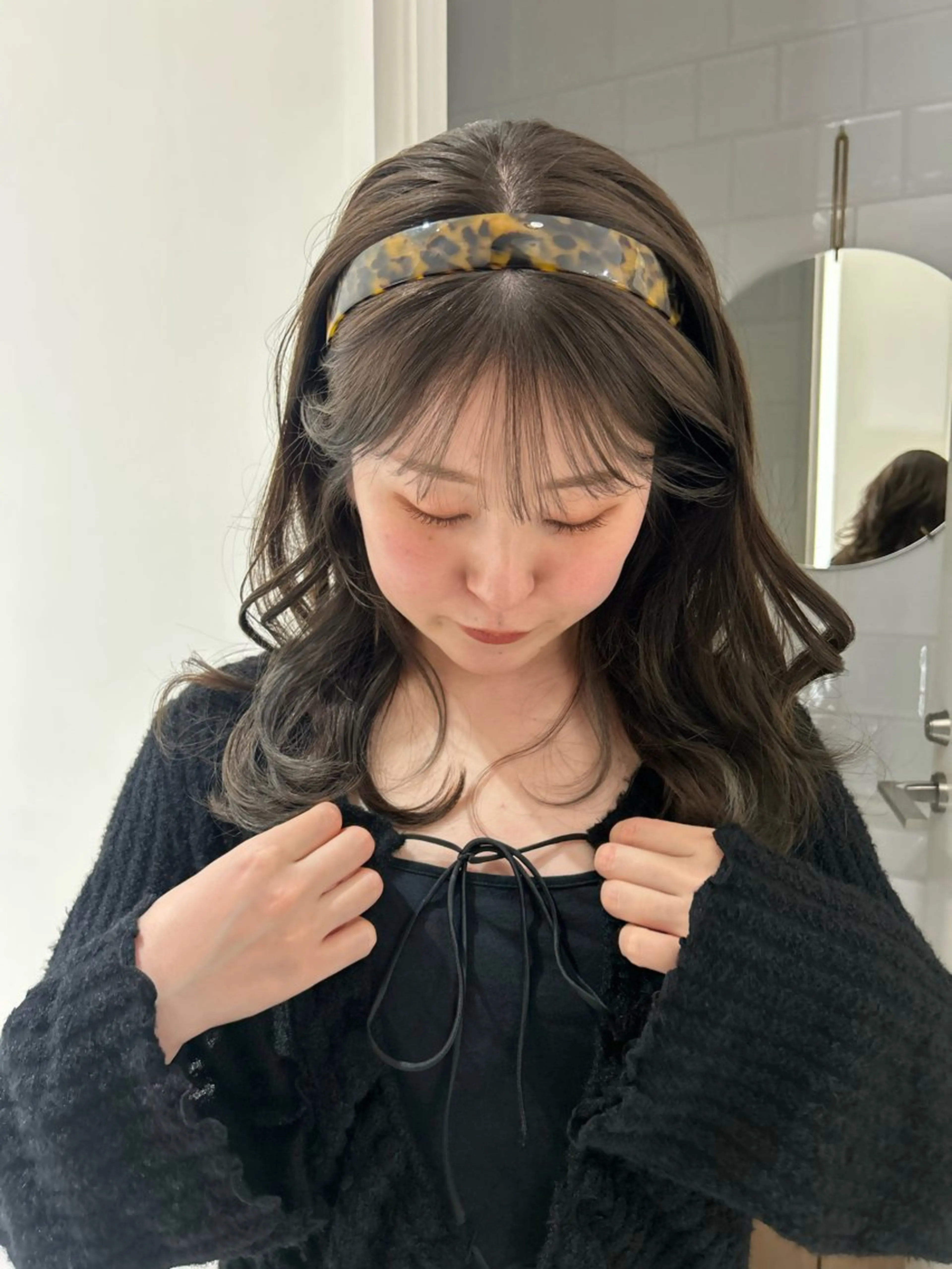 セミロング カラー ベージュカラー 透明感カラー オリーブベージュ カット ヘアカラー オリーブベージュ/ ブリーチなし透明感のヘアスタイル