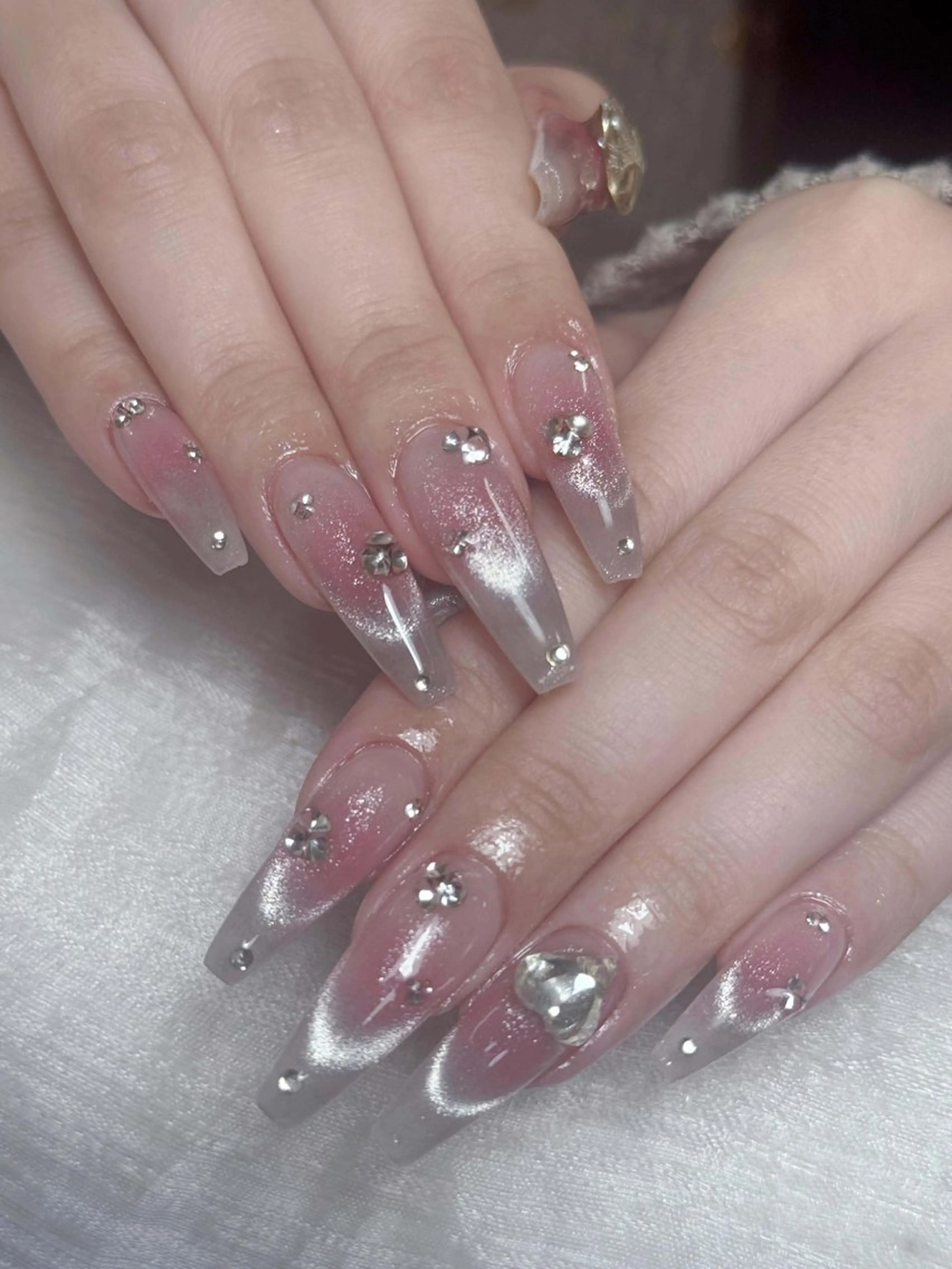 ネイル アートネイル ジェルネイル マグネットネイル ネイルチップ ハンドネイル Jenn Nail Shinokuboのネイルデザイン