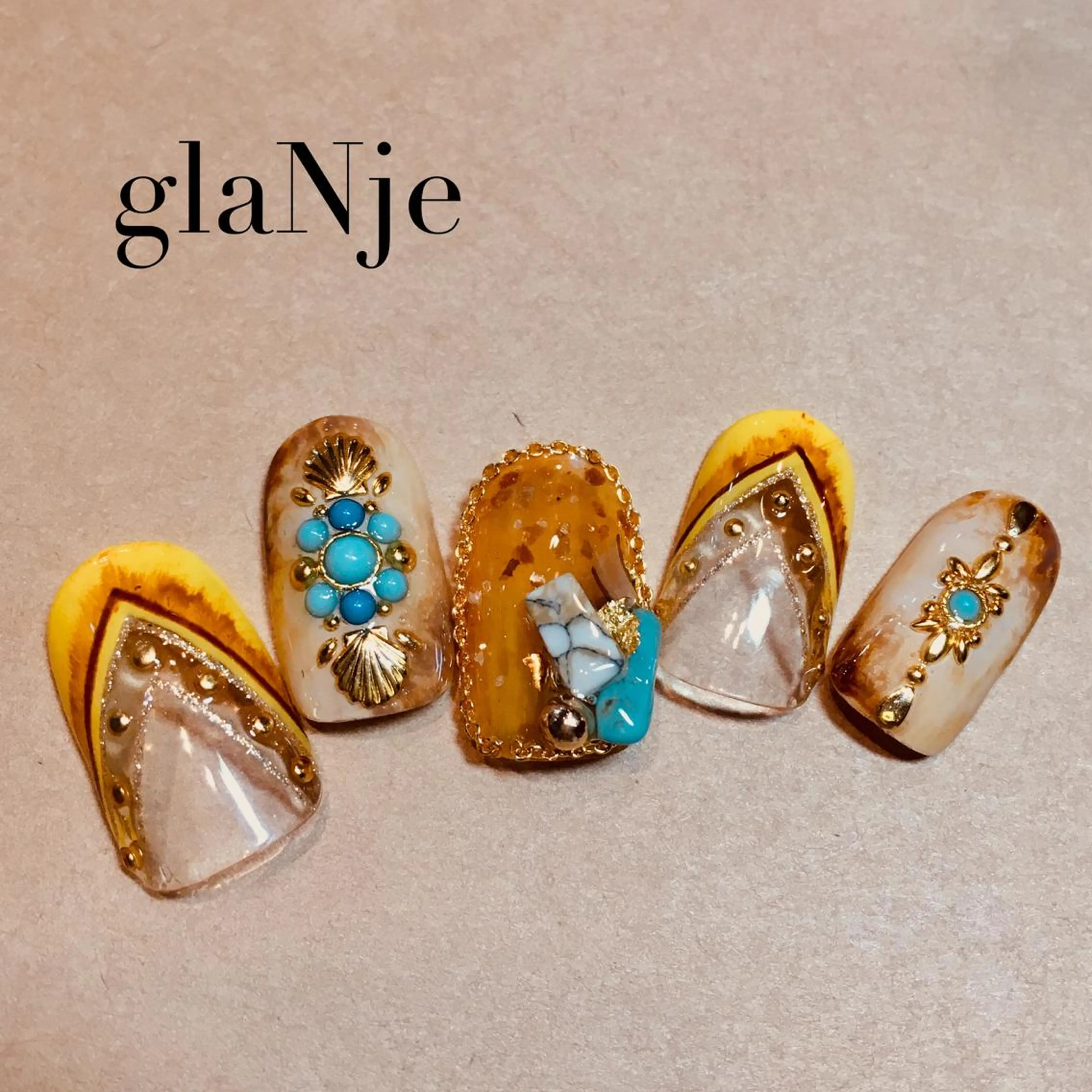ネイル glaNje部谷 (オーナー)のネイルデザイン