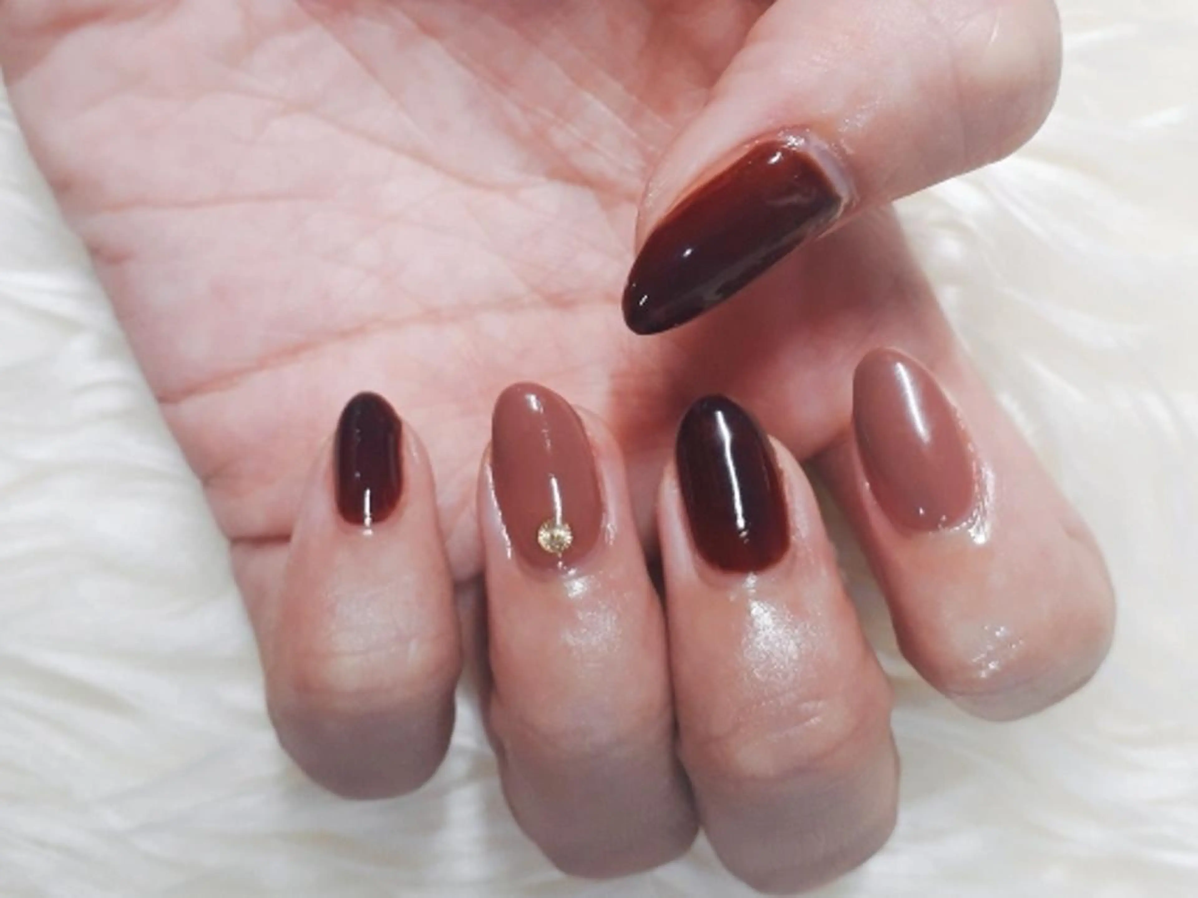 ネイル ワンカラーネイル ハンドネイル Nail&eye Belire 新宿のネイルデザイン
