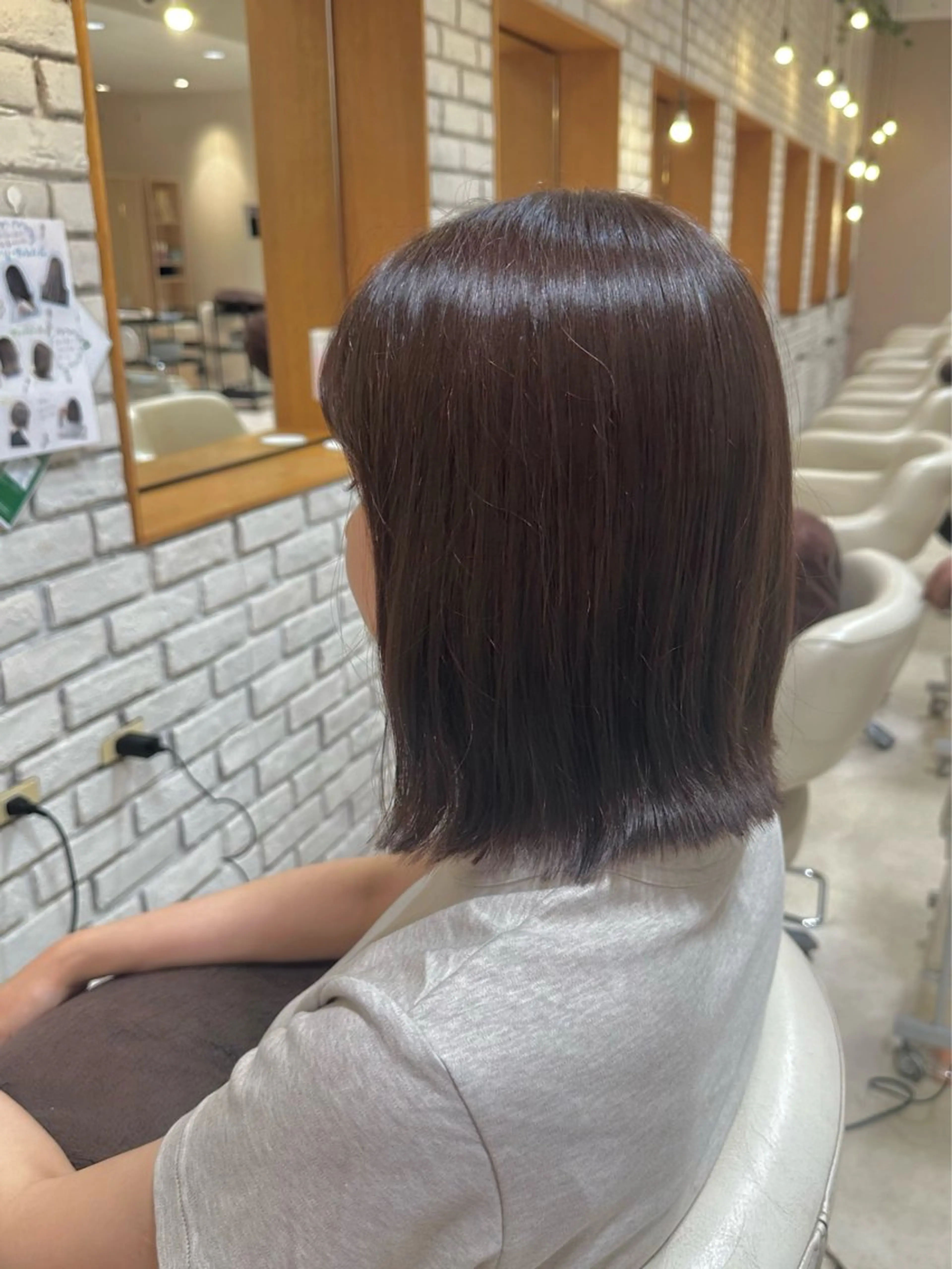 ミディアム 梅本 夢香のヘアスタイル