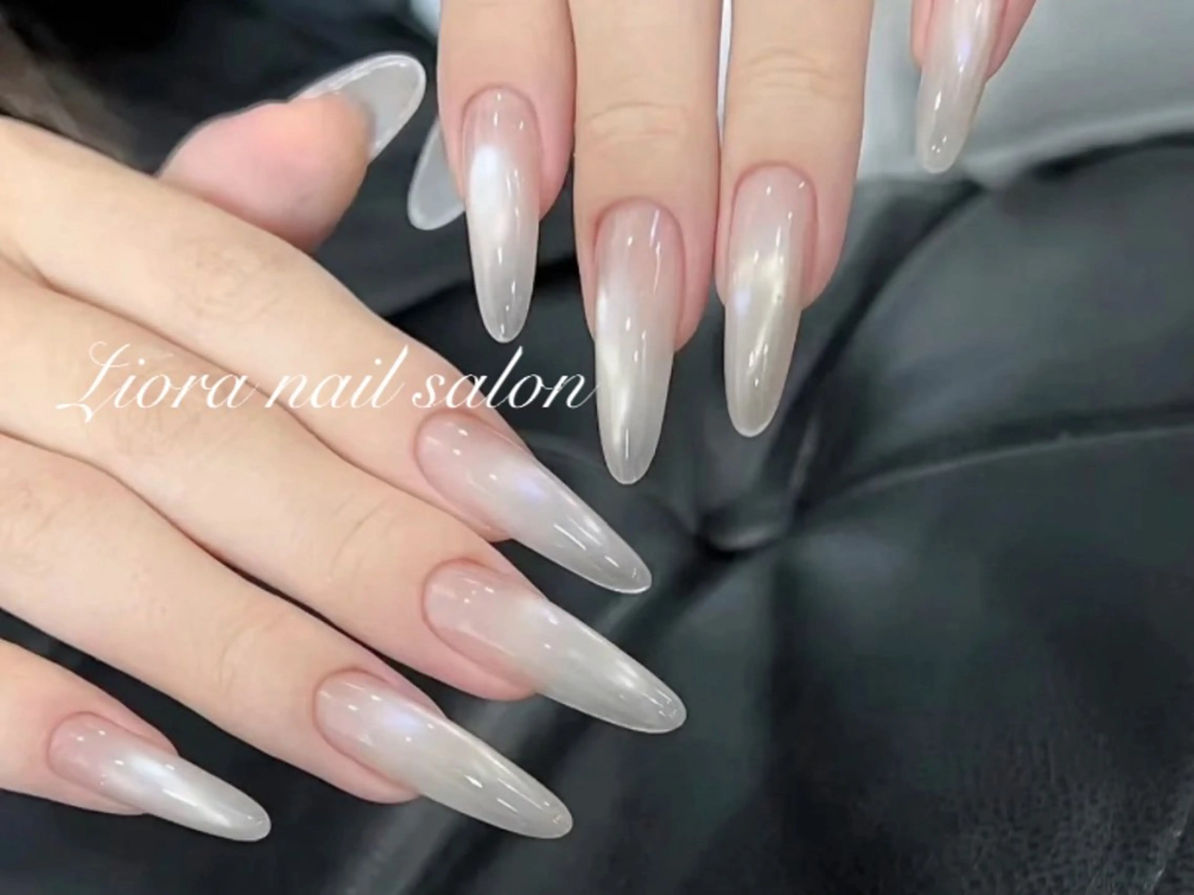 ネイル フレンチネイル ジェルネイル ガーリー グラデーション キラキラネイル ハンドネイル Liora nail スカルプ専門店のネイルデザイン