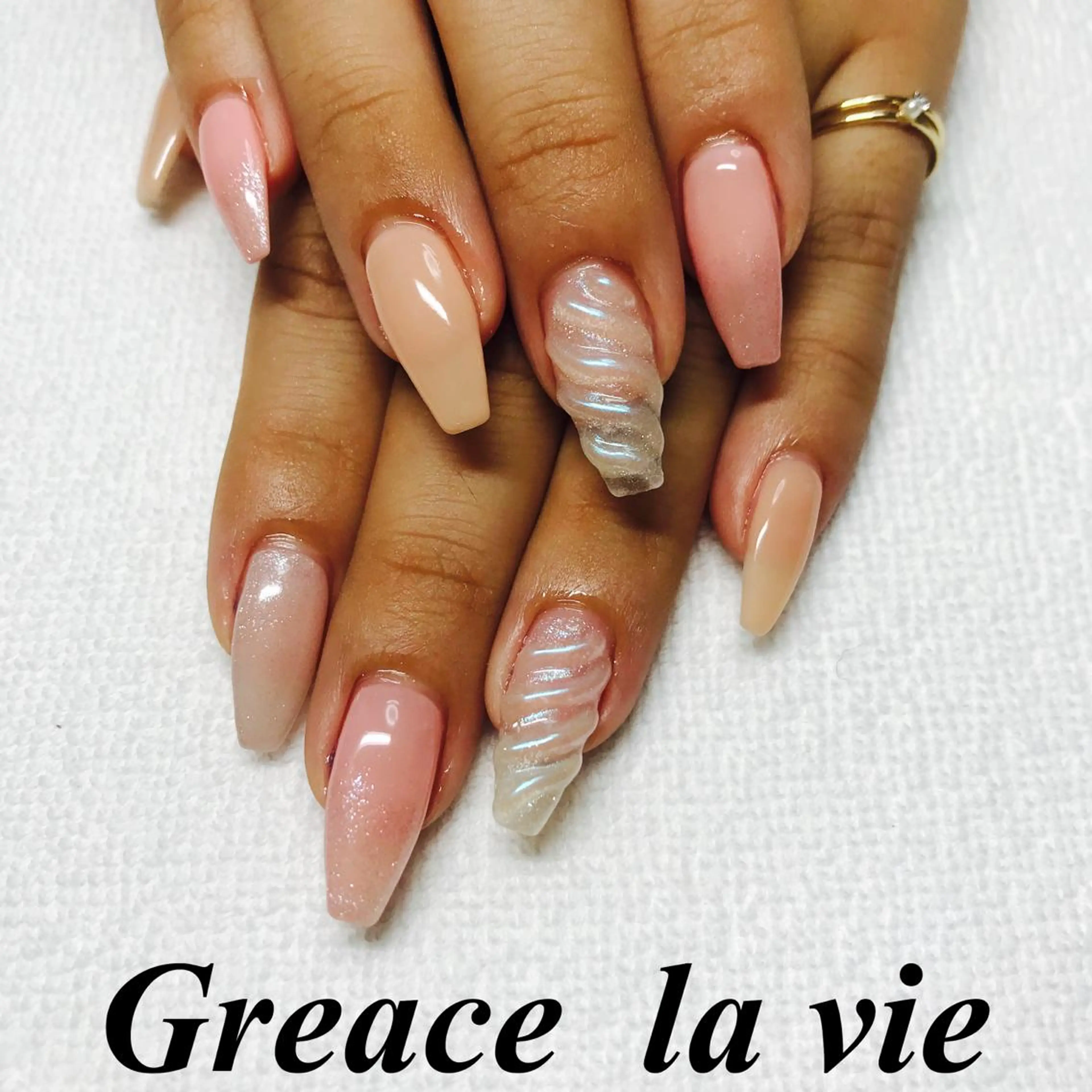 セミロング カラー パーマ ヘアアレンジ キッズ ネイル マツエク・マツパ ナチュラル Greace la vie所属・Greace  la vieのネイルデザイン