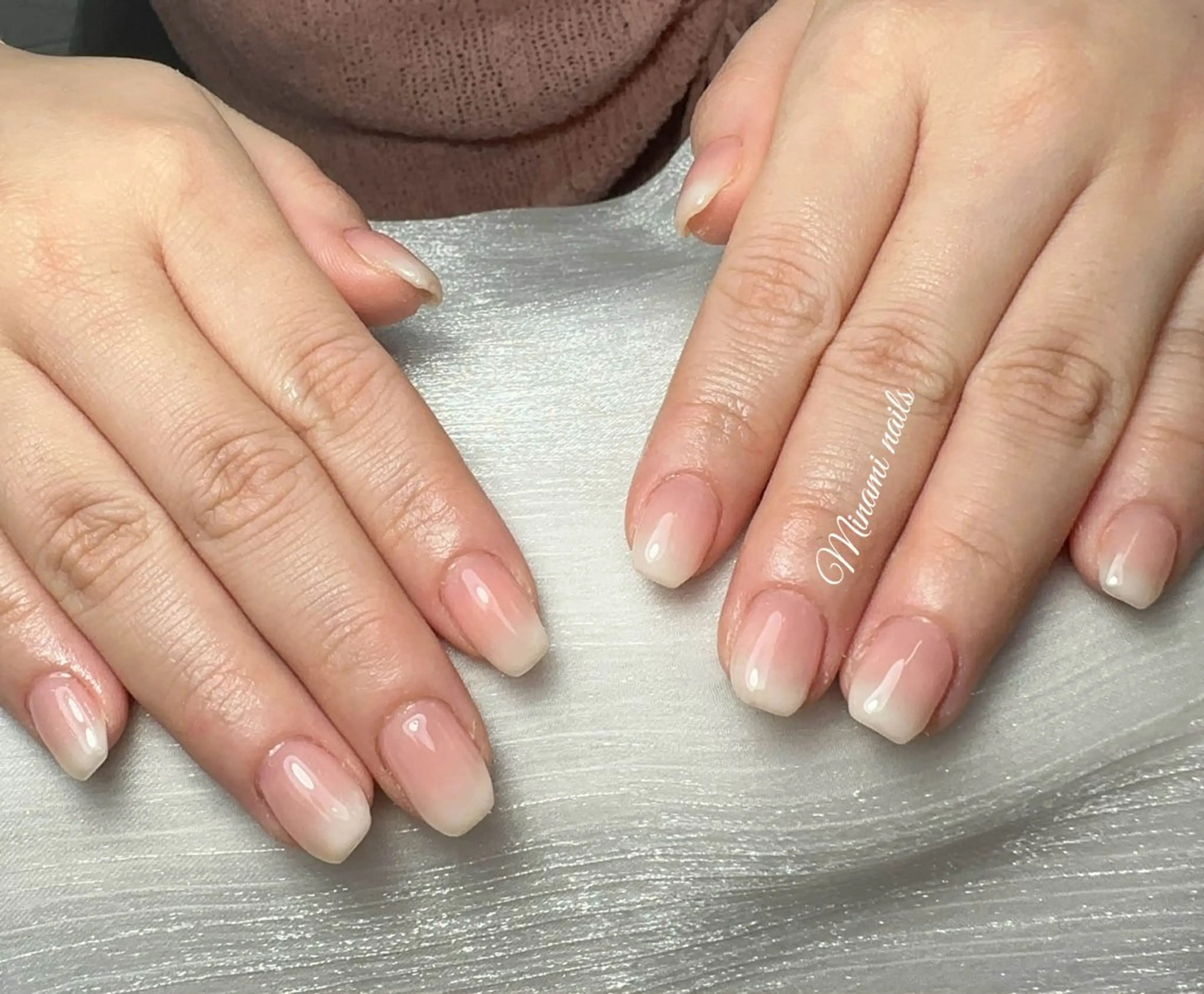 ネイル アートネイル オーロラネイル ガーリー キラキラネイル 韓国ネイル ハンドネイル Minami Nailsのネイルデザイン