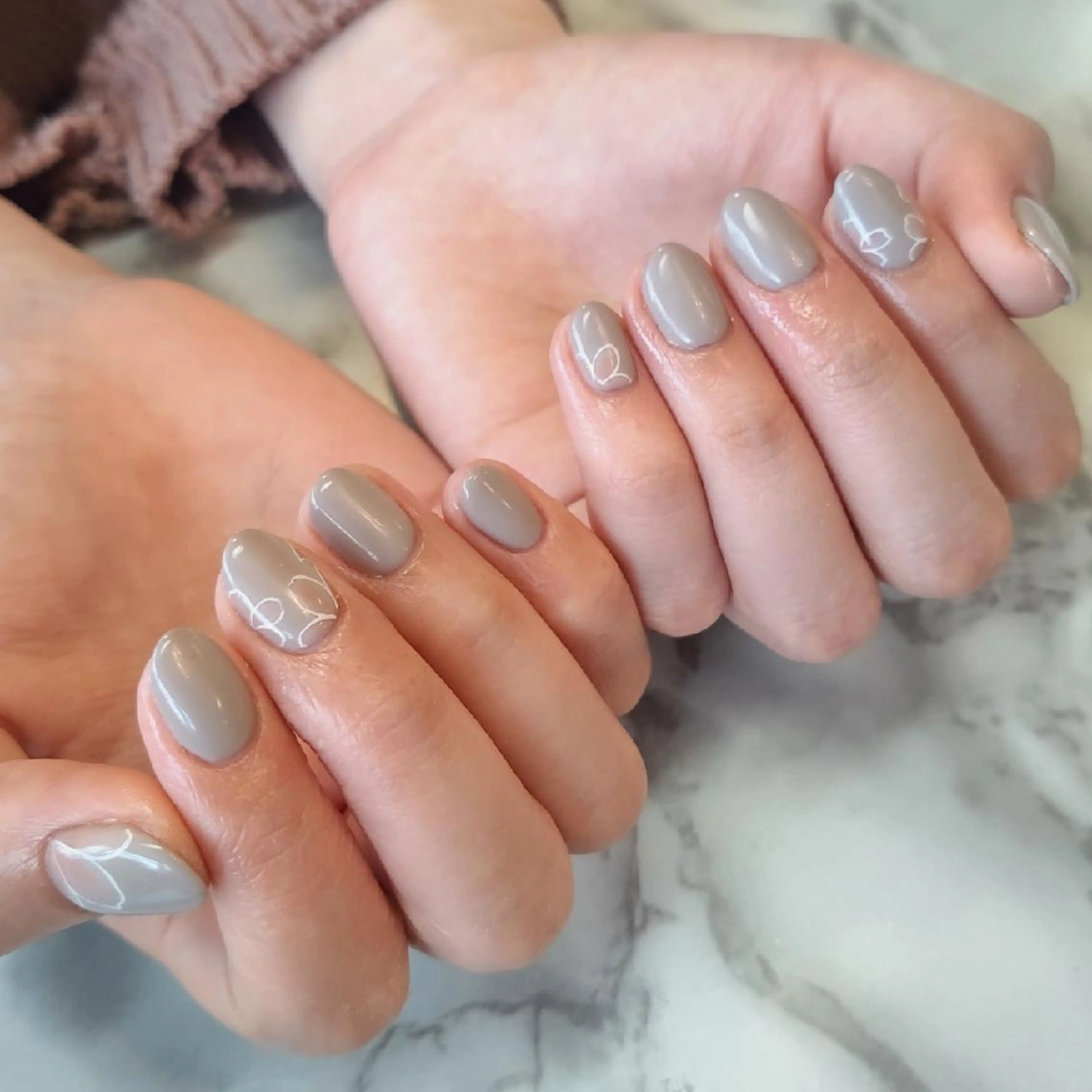 ネイル ジェヌインネイル 河内のネイルデザイン