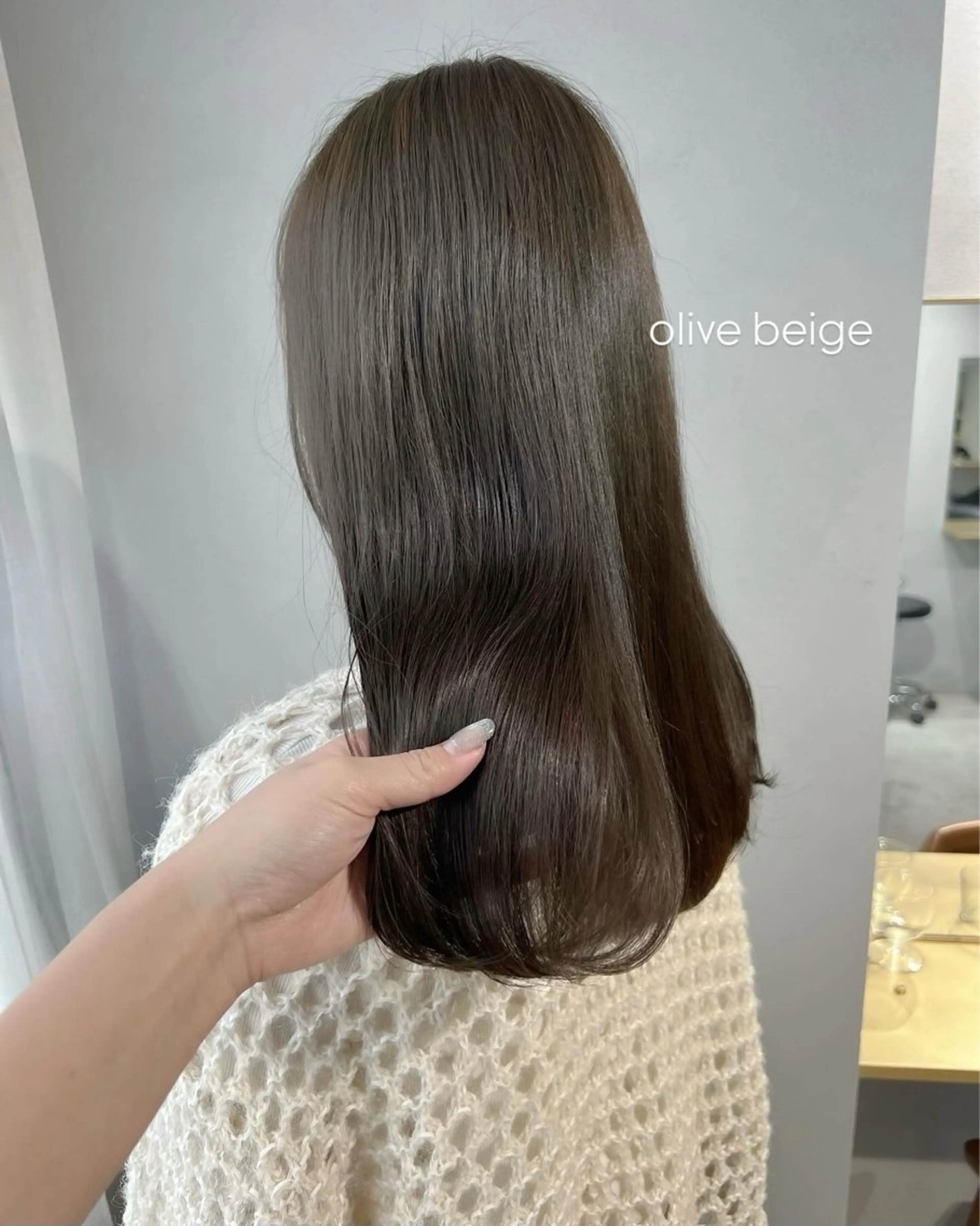 セミロング カラー ベージュカラー オリーブベージュ カット ヘアカラー トリートメント akane/ボブ /オリーブベージュのヘアスタイル