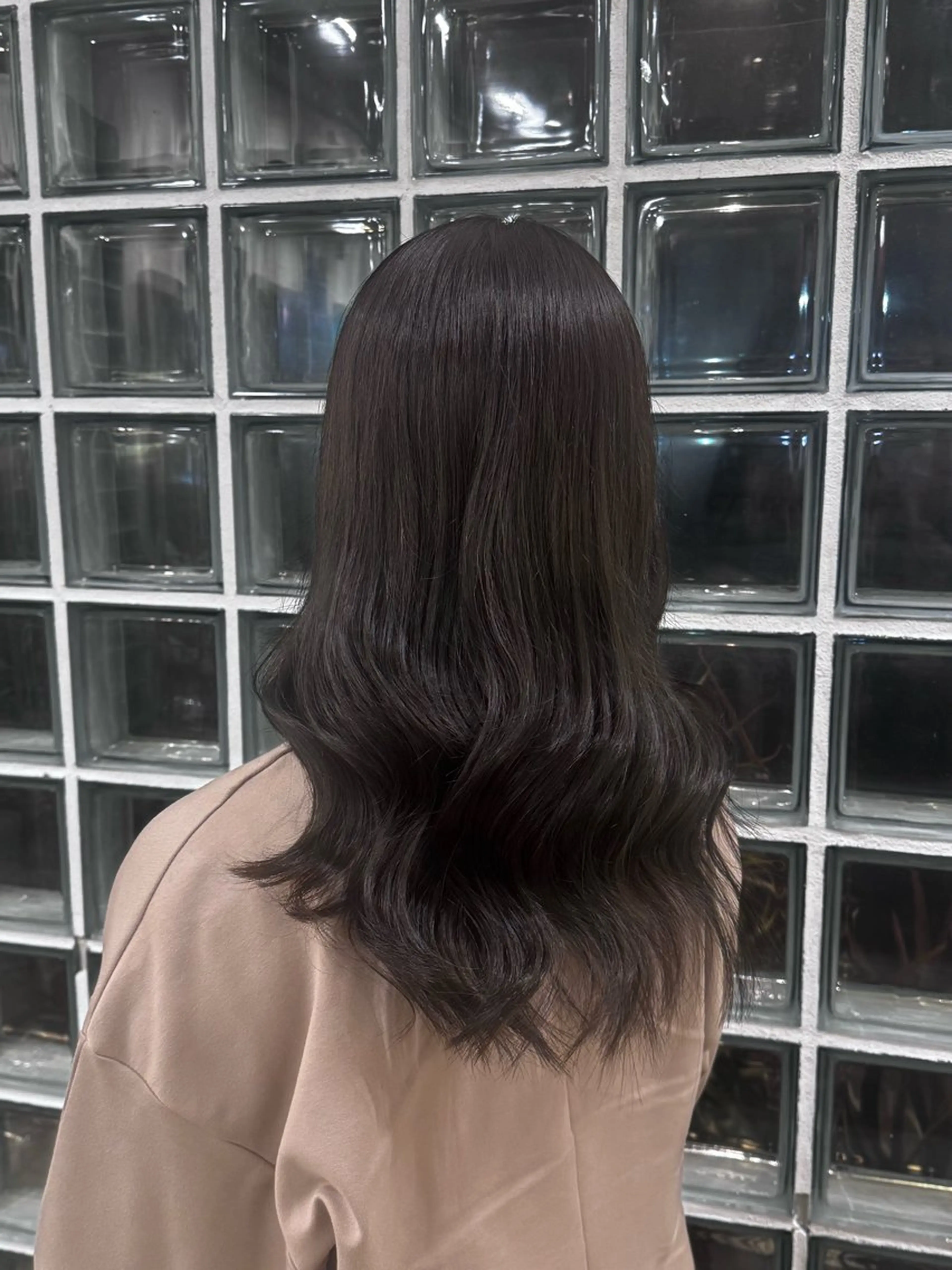 ミディアム ヘアカラー 佐藤 凜のヘアスタイル
