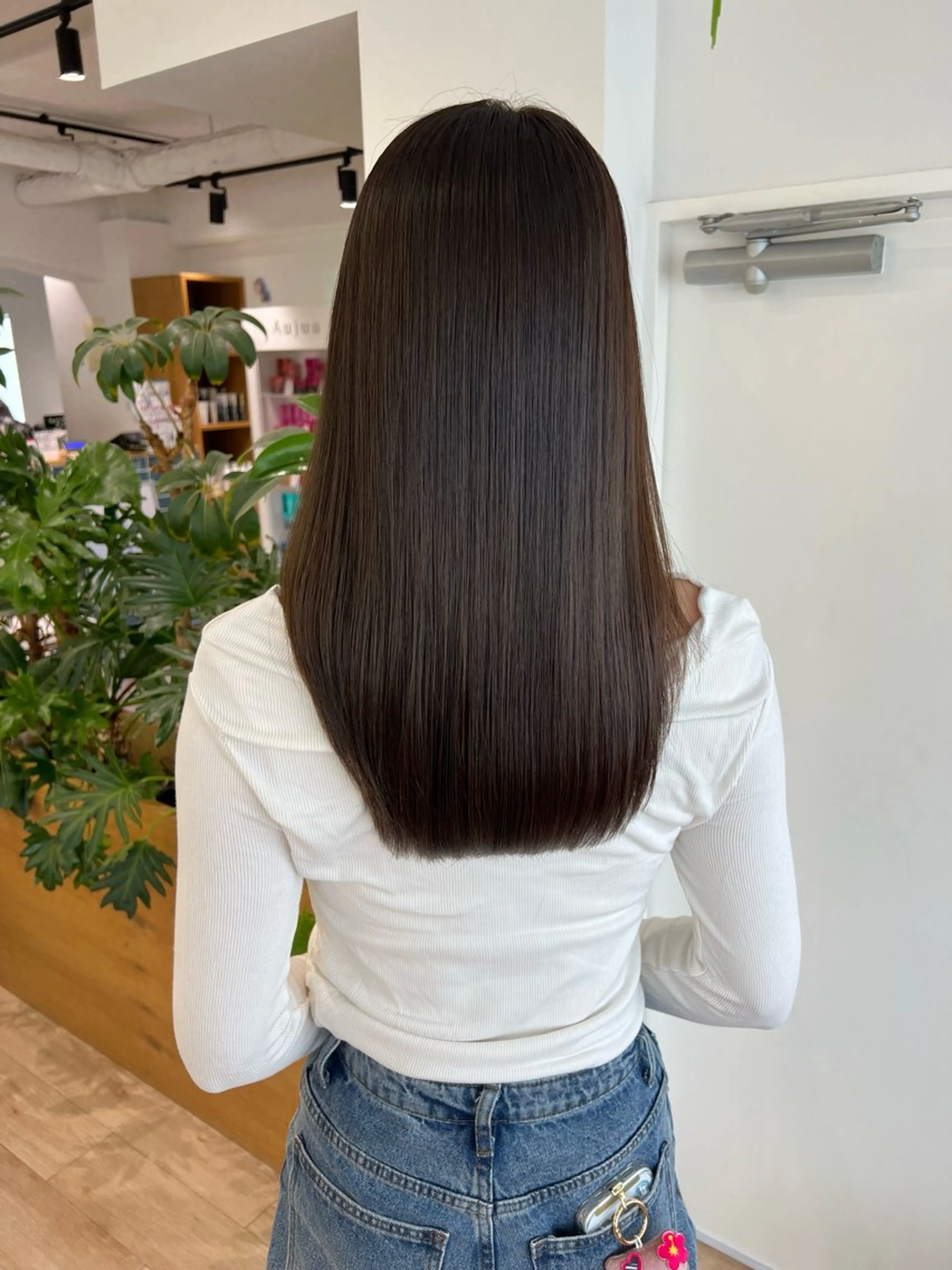 セミロング トリートメント カット ヘアカラー トリートメント 艶ベージュ/オリーブ カラー🫒airiのヘアスタイル