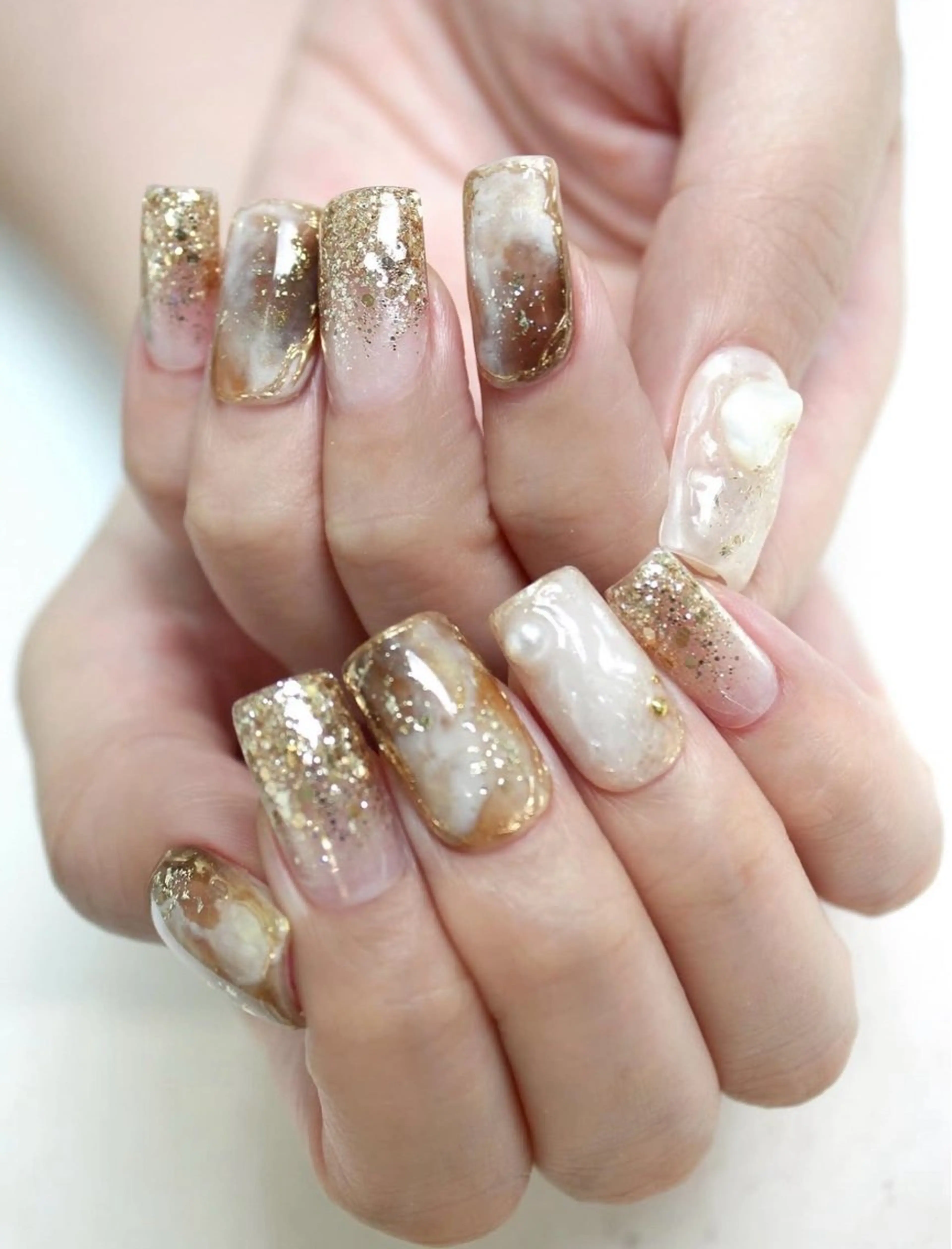 ネイル 吉田 奈花のネイルデザイン
