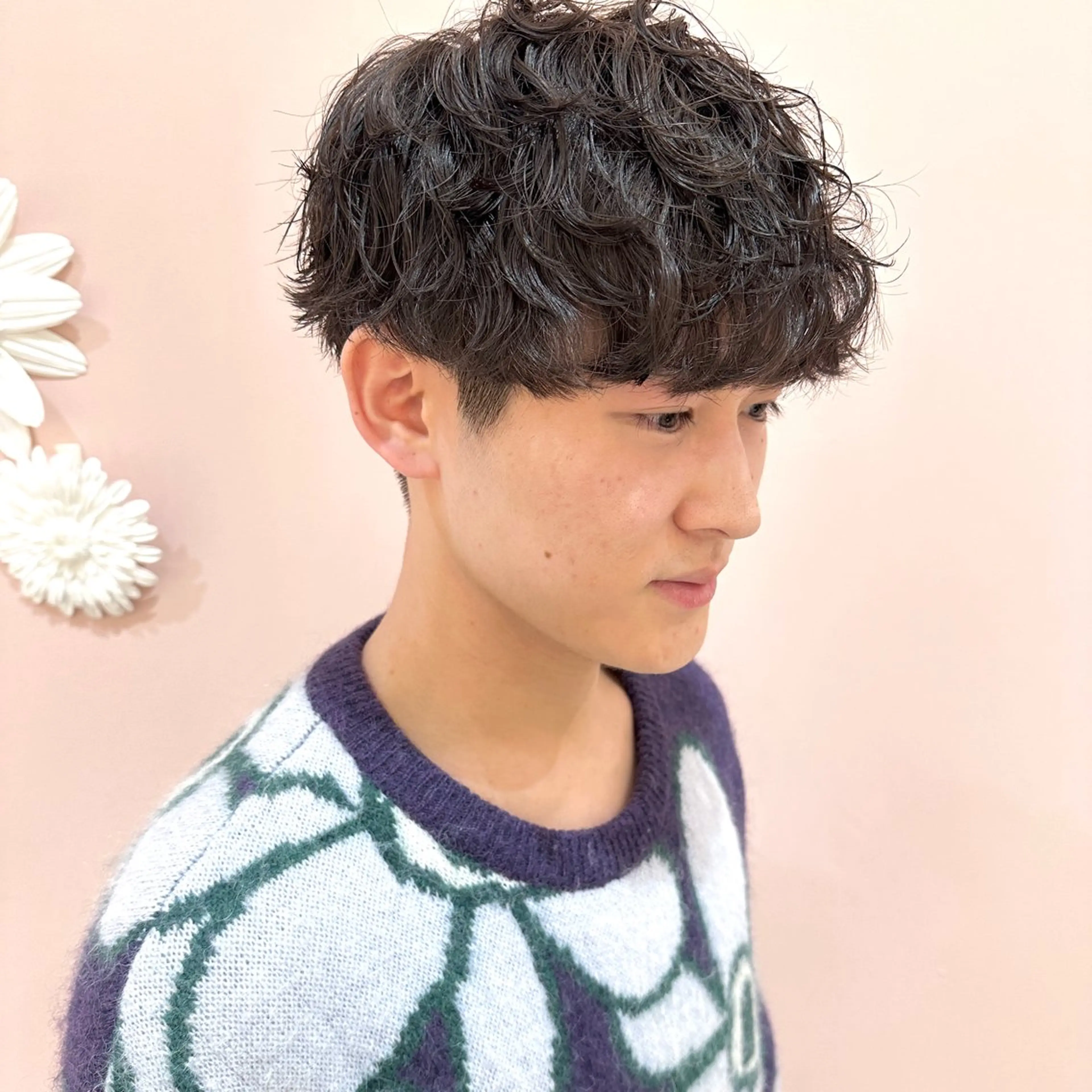 ミディアム パーマ メンズ ミディアムパーマ メンズパーマ 波巻きパーマ カット パーマ レイヤー/ウルフ/ ハイトーンchimiのヘアスタイル