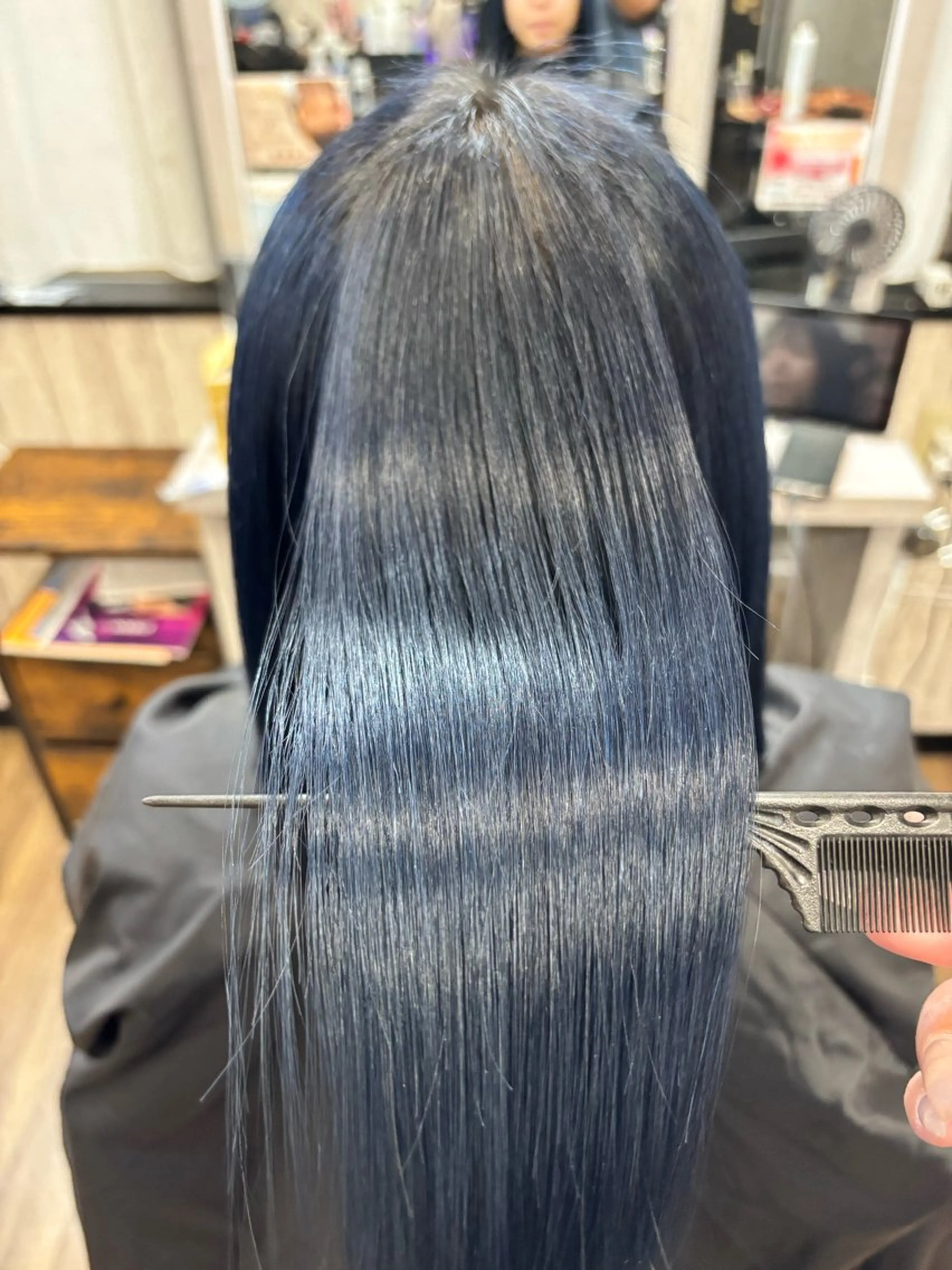 セミロング カラー ブリーチ トリートメント 艶髪ハイトーン特化 / moe 🦋のヘアスタイル