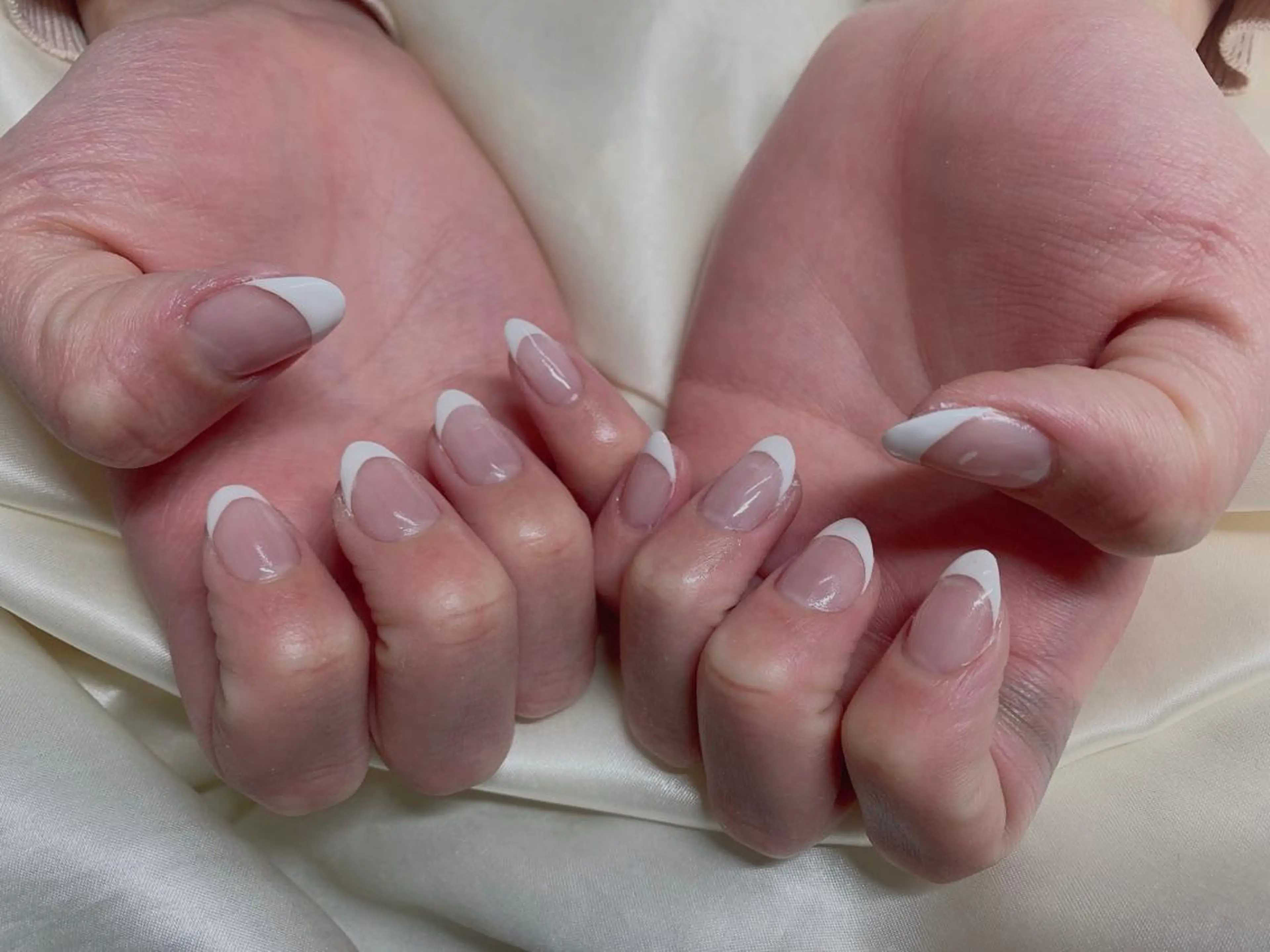 ネイル フレンチネイル mogunail &blowのネイルデザイン