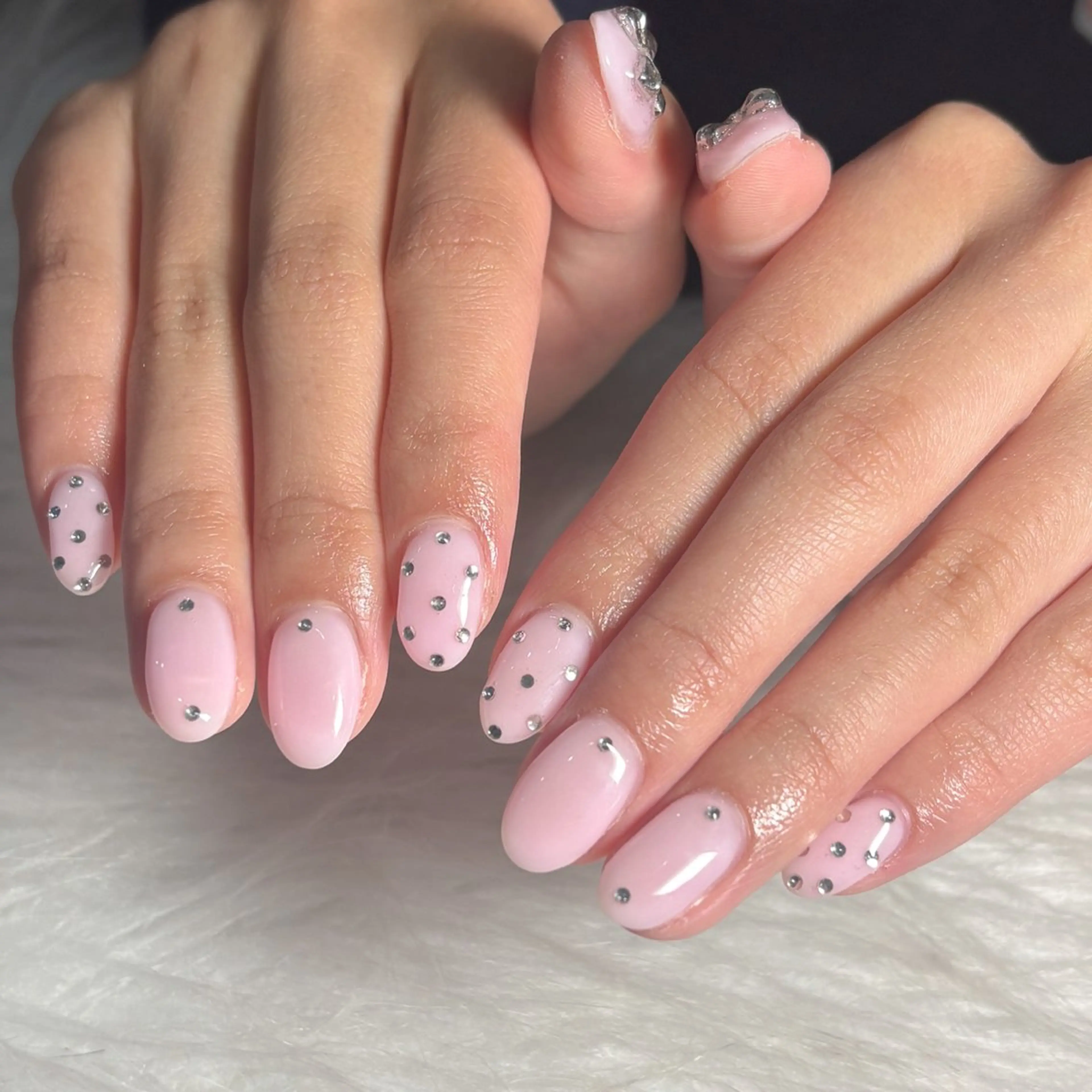 ネイル ハンドネイル LAVISH manaのネイルデザイン