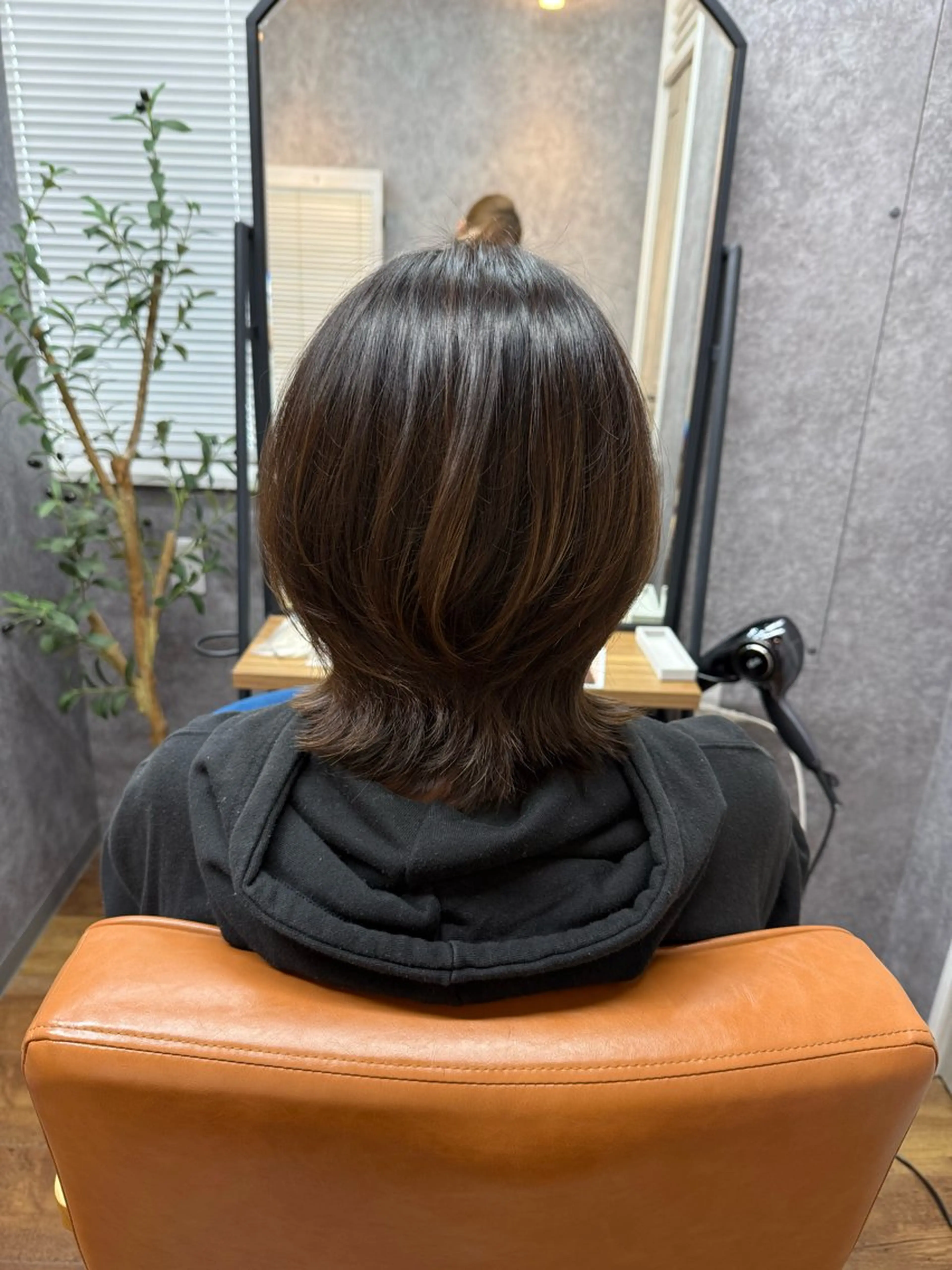 ミディアム ミディアムレイヤー レイヤーカット cocoa船橋🎀 naomiのヘアスタイル