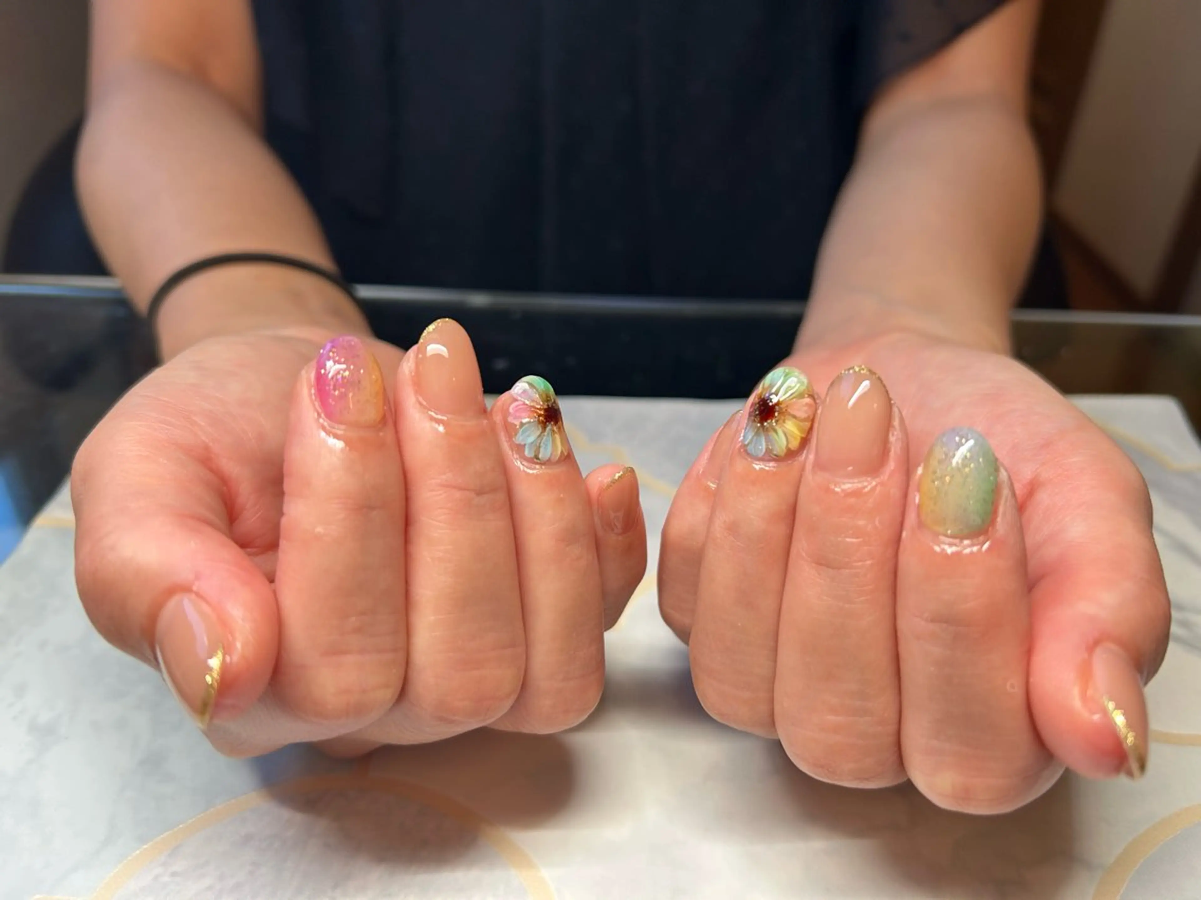 ネイル アートネイル ハンドネイル Lisa’s Salonのネイルデザイン