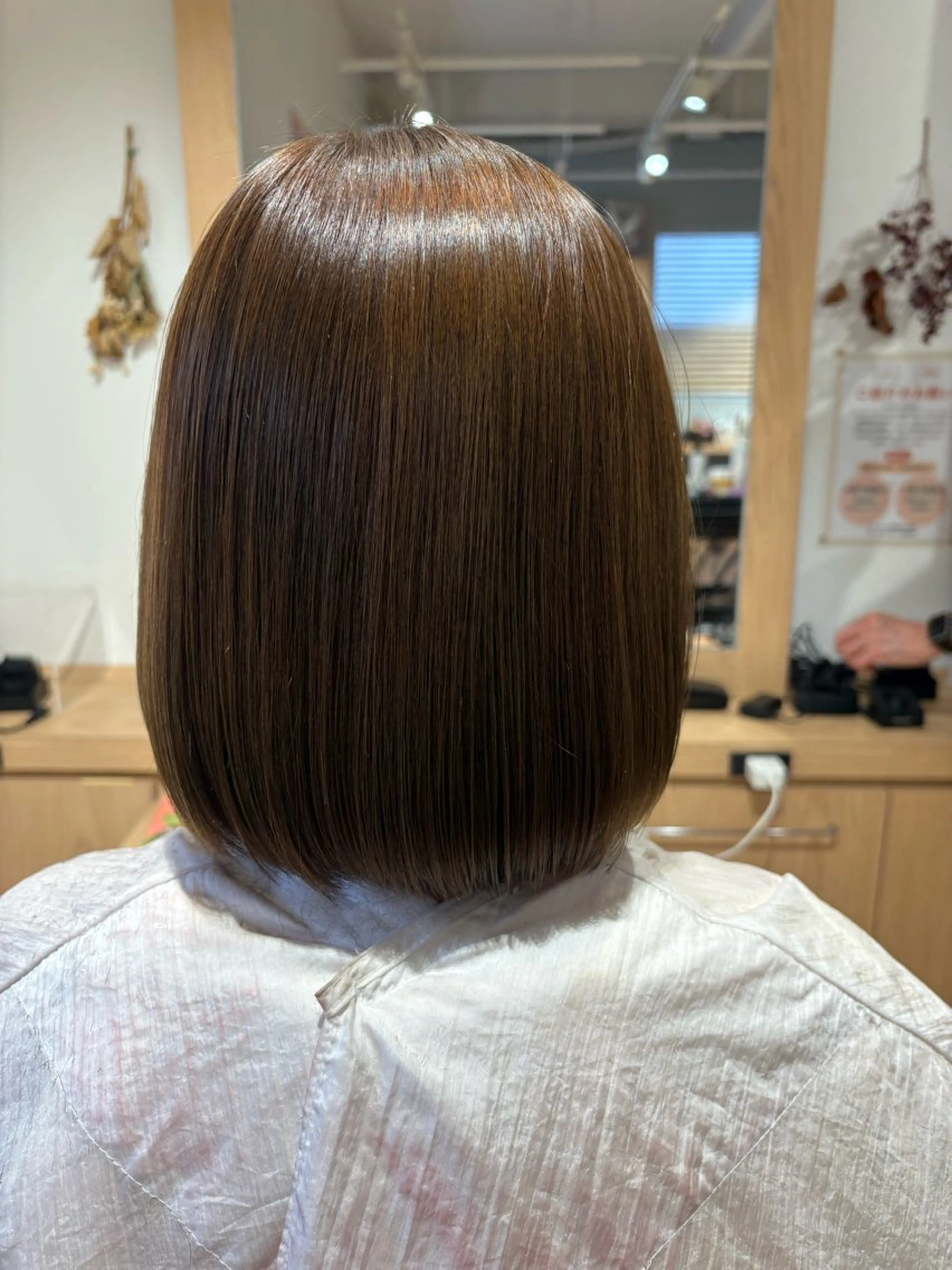 ショート カラー カット ヘアカラー ヘアーアンベリール ことねのヘアスタイル