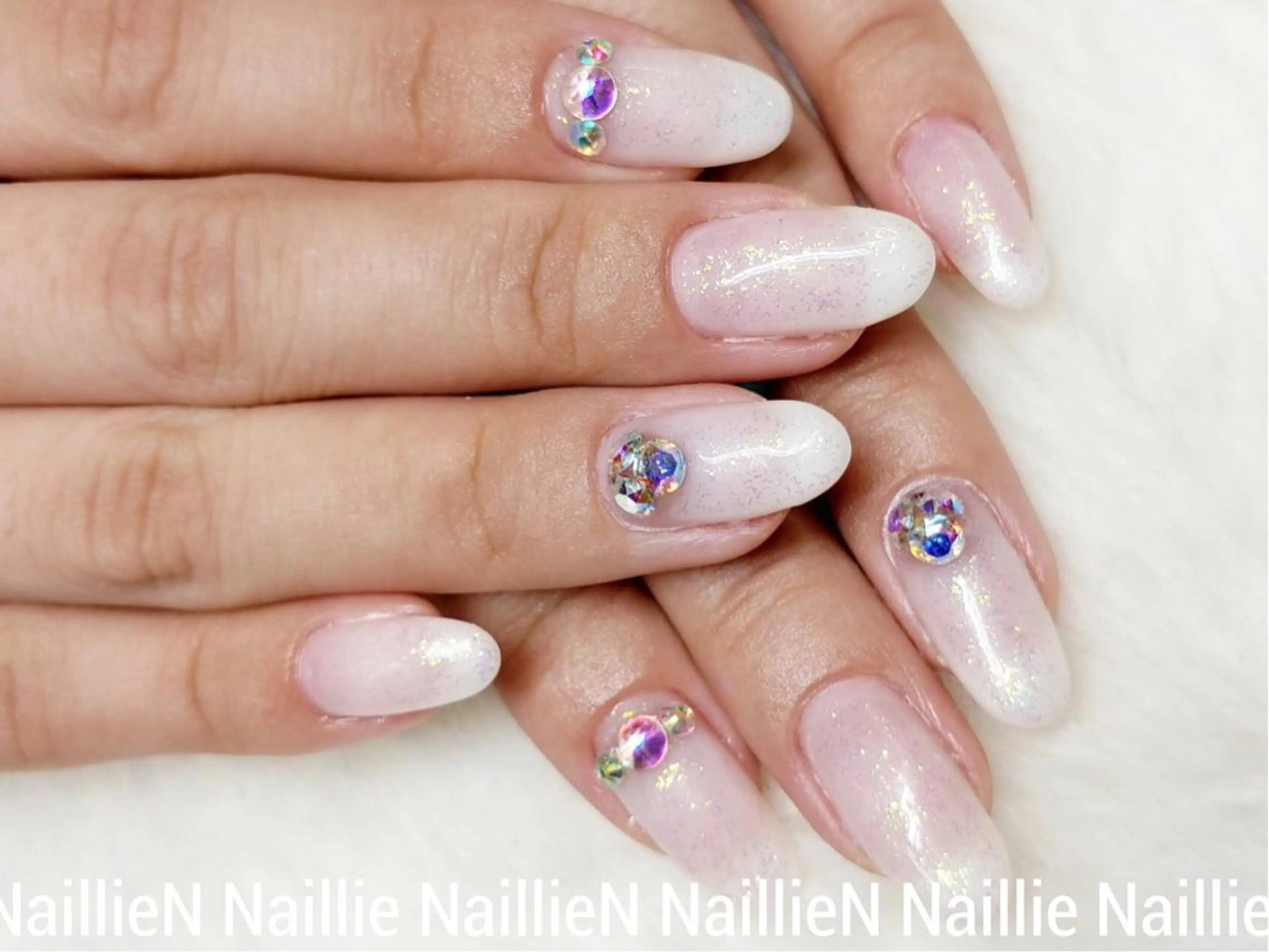 ネイル シンプルネイル ホワイト Nail lieNのネイルデザイン