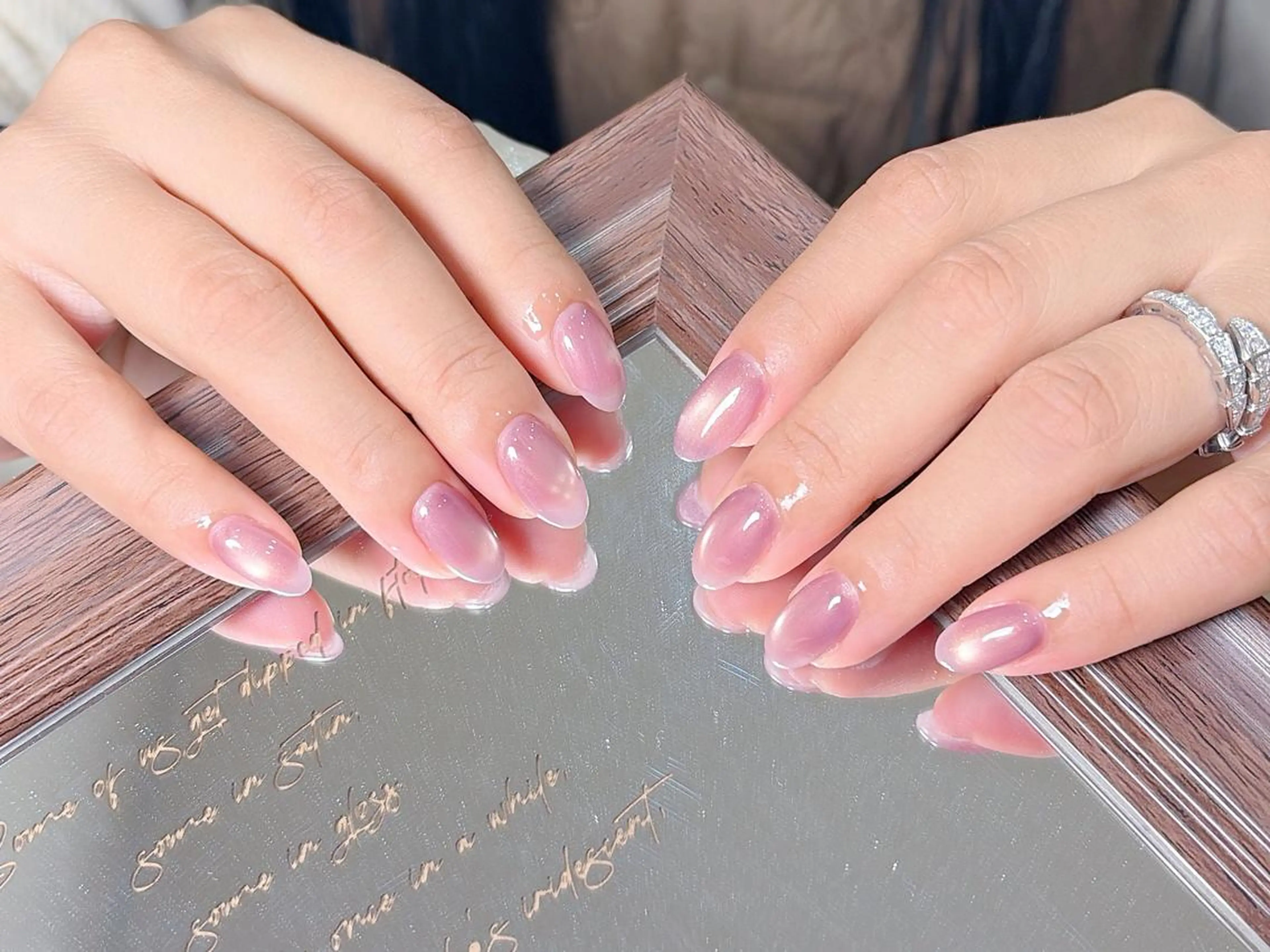 ネイル カジュアル チークネイル フレンチネイル ジェルネイル ガーリー ハンドネイル ハンドケア 🎀も ものネイルデザイン