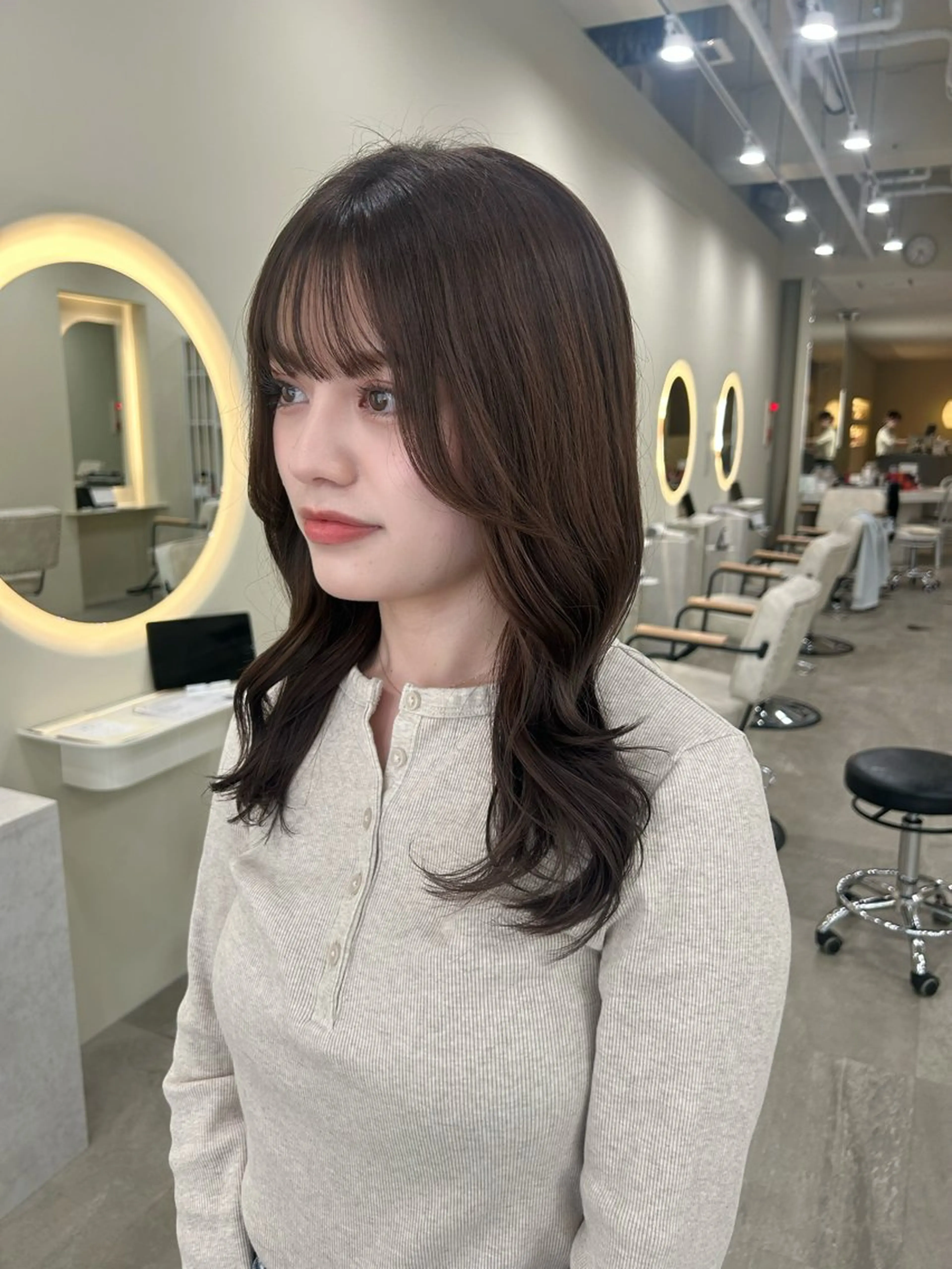 ロング カラー グレージュ ヘアカラー 透明感カラー レイヤー/むつきのヘアスタイル