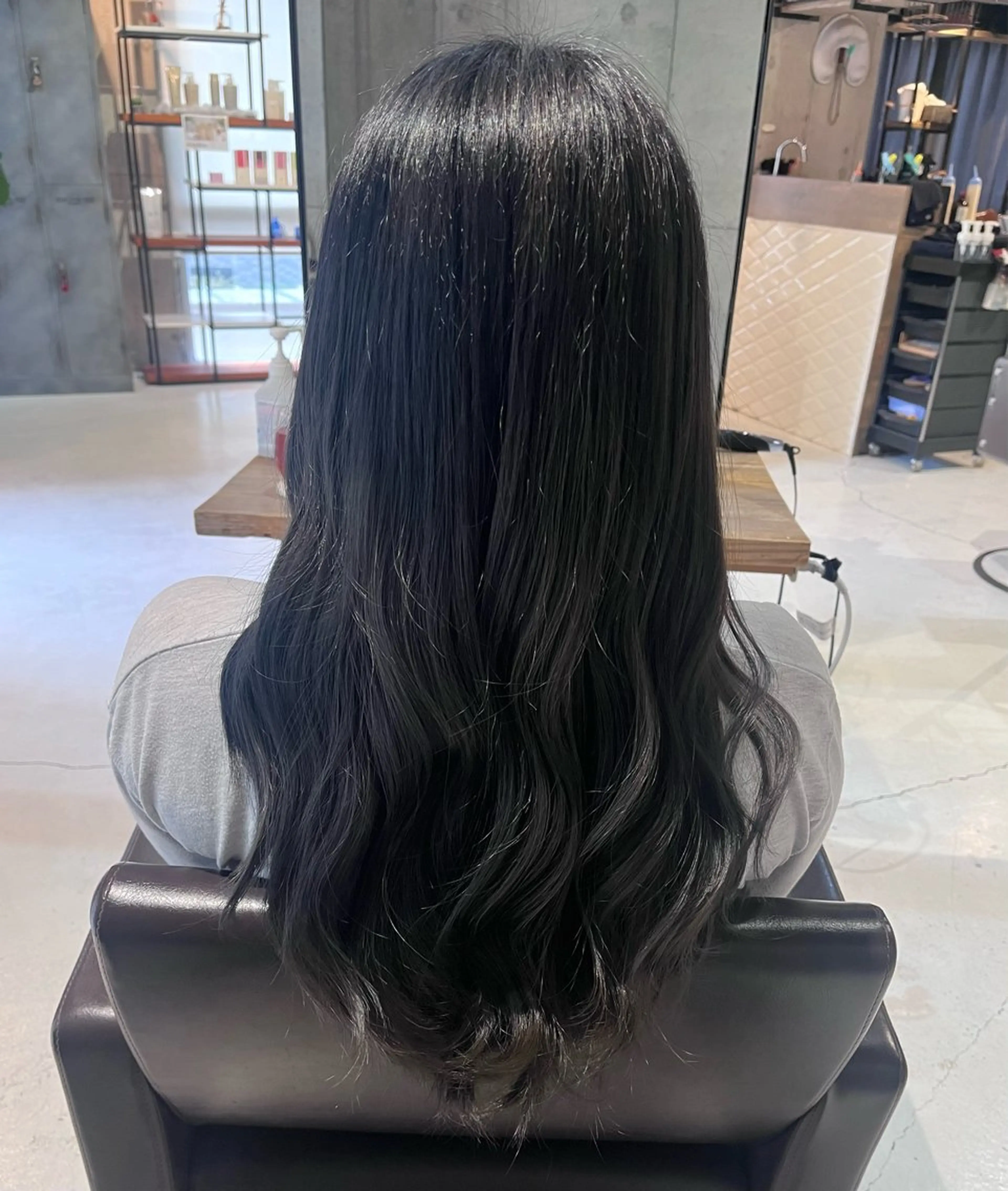 ロング 及川 亜美のヘアスタイル