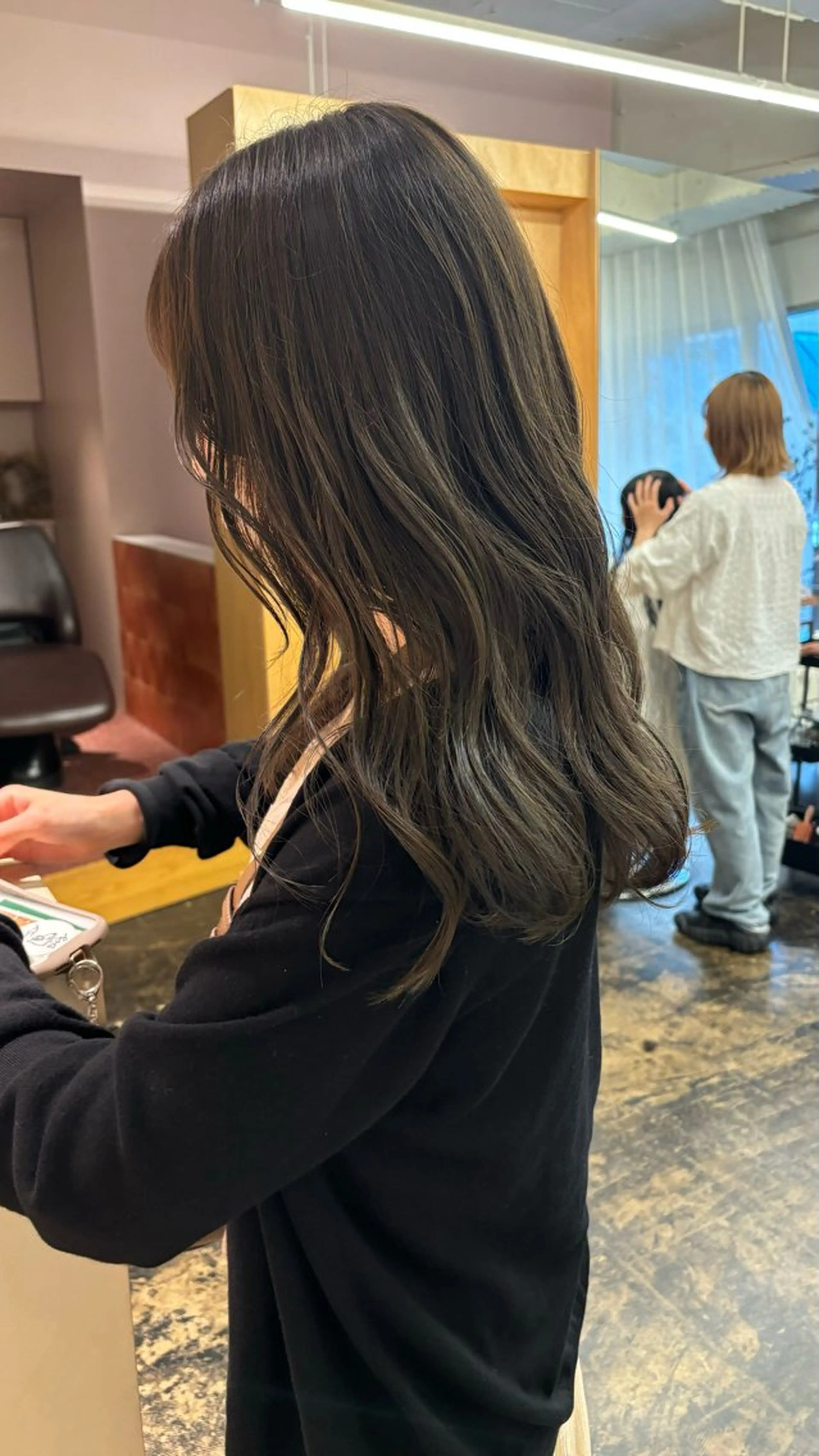 ミディアム カラー オリーブカラー カット ヘアカラー トリートメント 西山 紗耶香🪽 透明感カラー/ボブのヘアスタイル