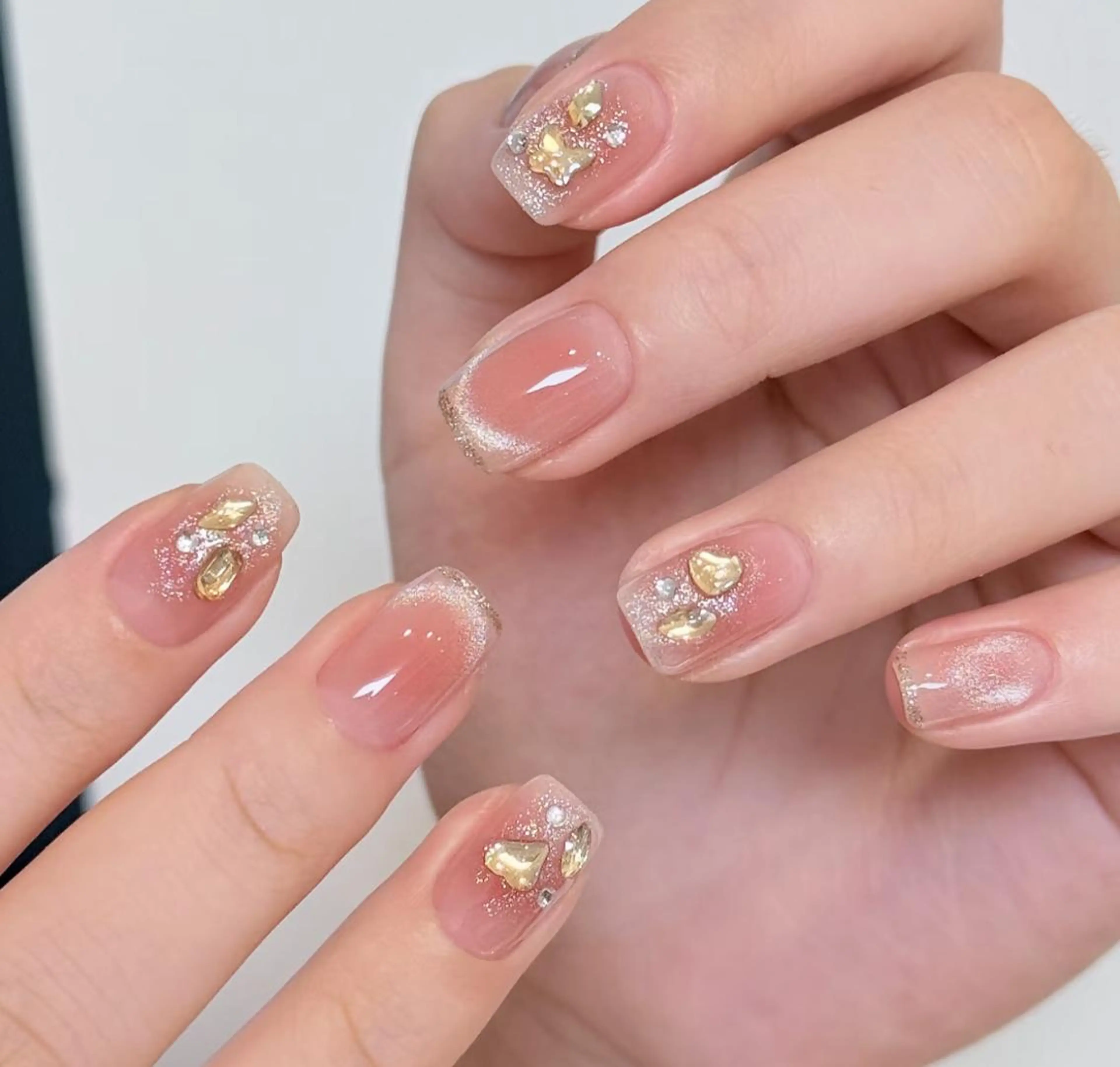 ネイル ハンドネイル 🎀 KiKi_nailのネイルデザイン