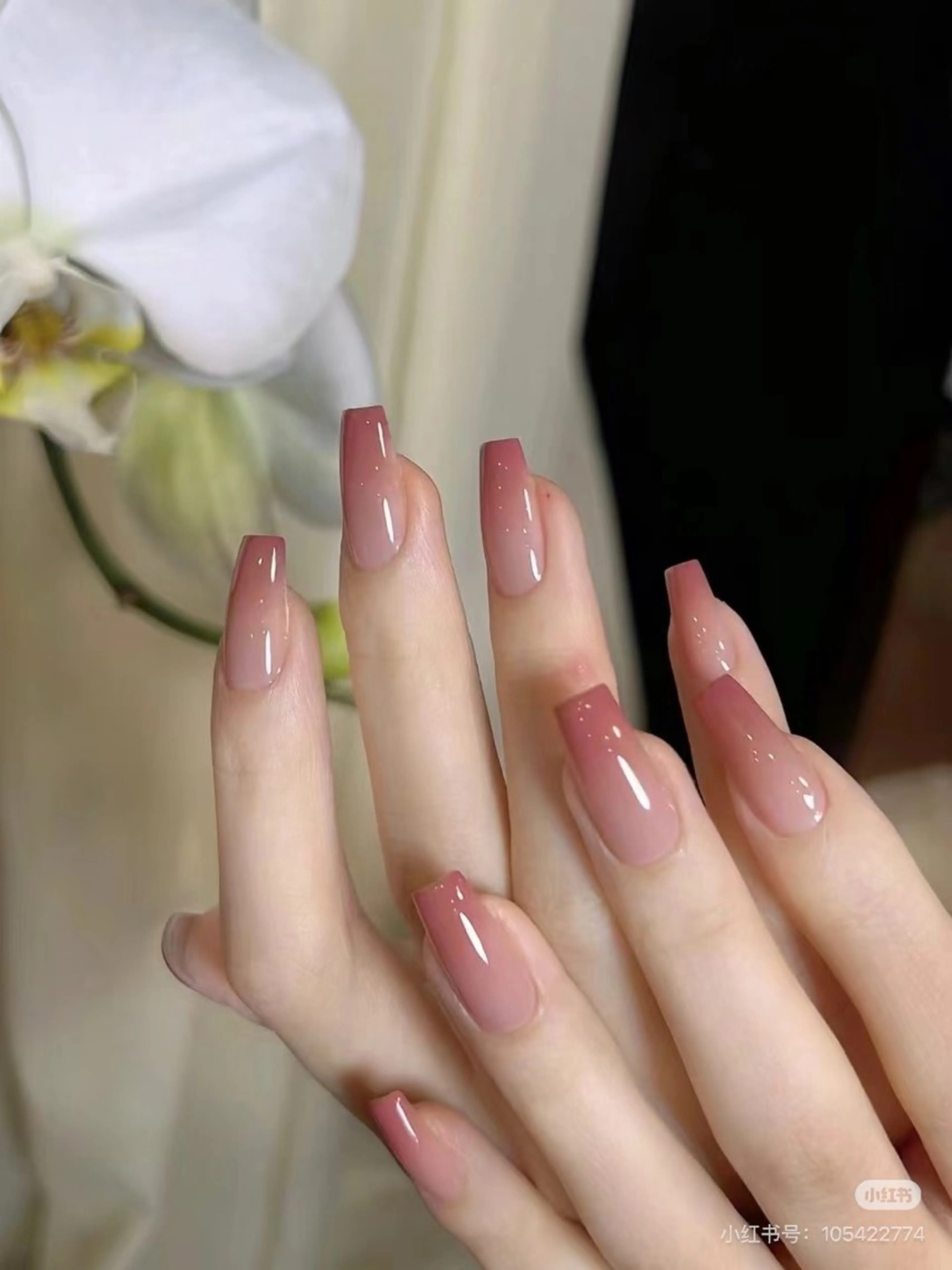 ネイル ギウ ジーナのネイルデザイン