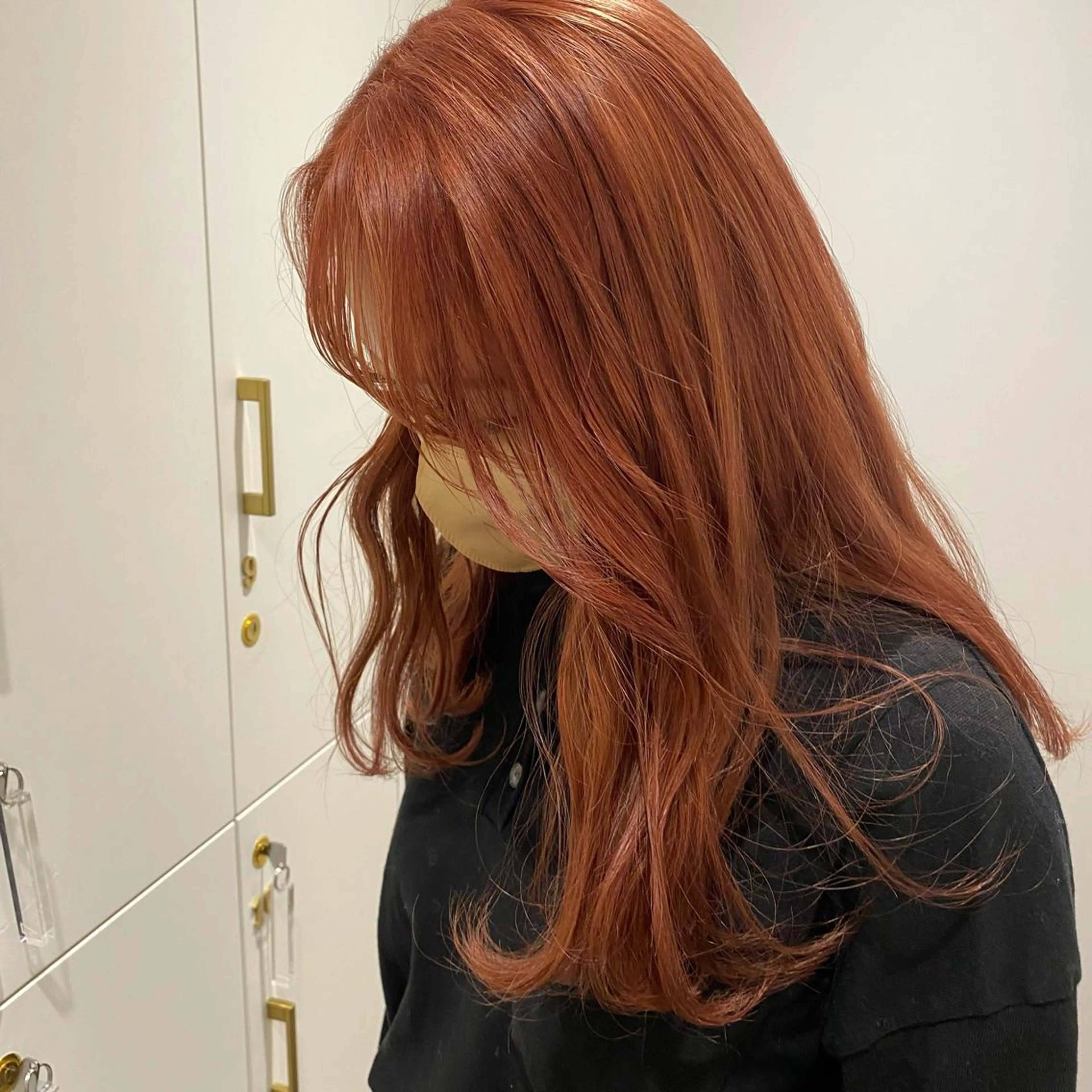 カラー オレンジ オレンジピンク ピンクカラー 増井 彩乃のヘアスタイル