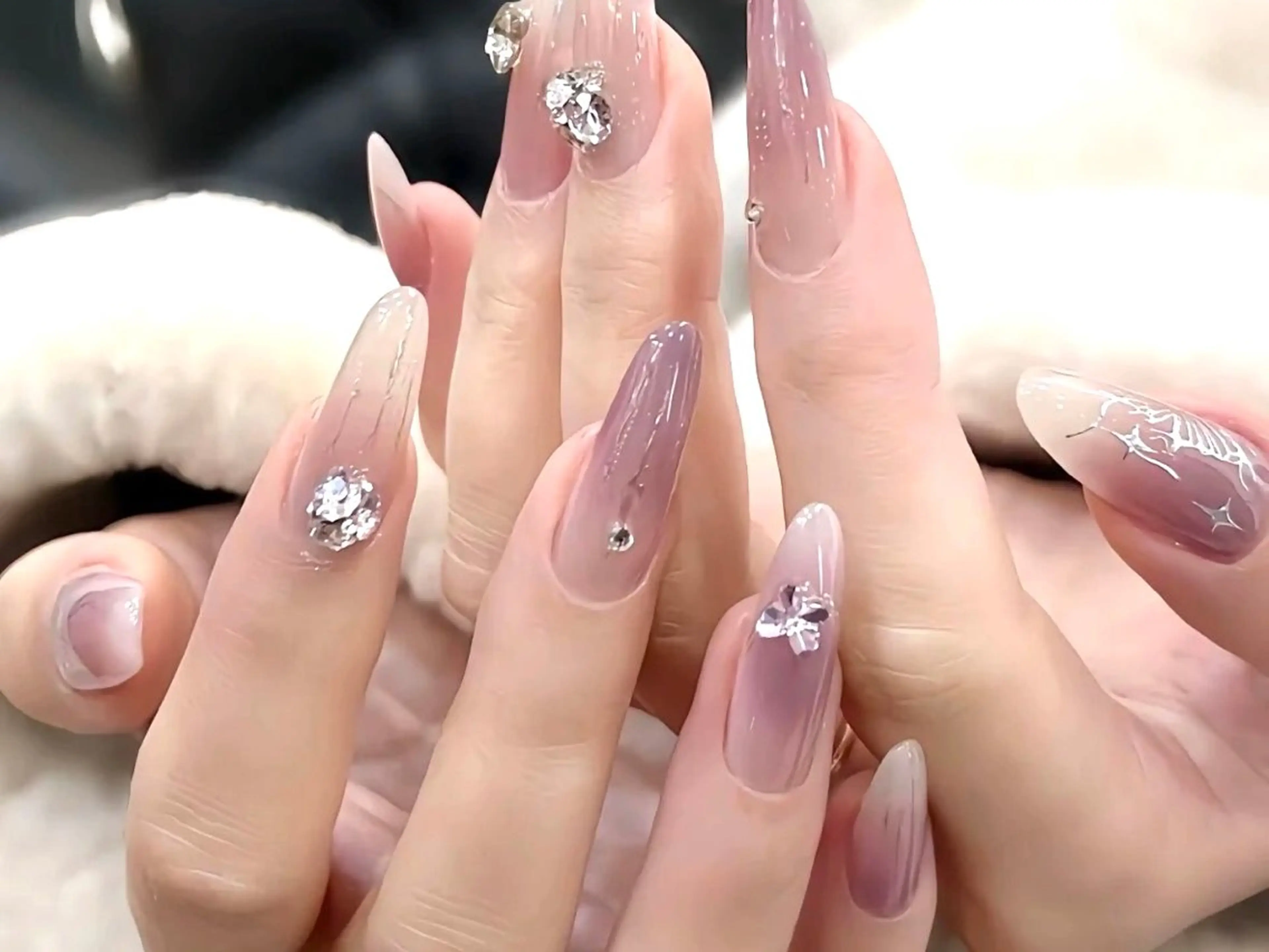 ネイル グラデーション ハンドネイル ハンドケア DarkHoney 池袋店のネイルデザイン