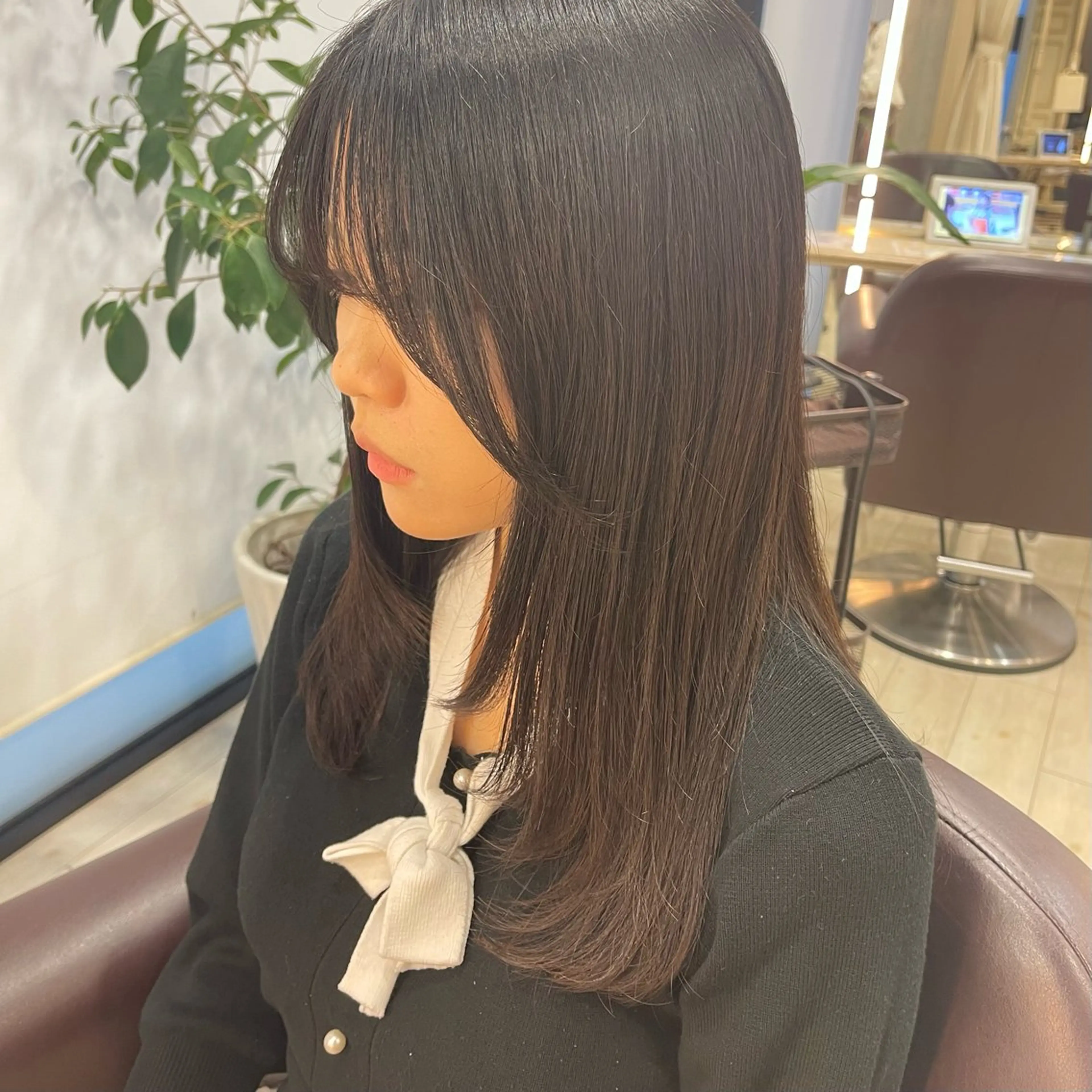 ロング 顔まわりレイヤー 顔周りカット レイヤーカット カット 横浜アレンジ/メンズ カット/yuukaのヘアスタイル