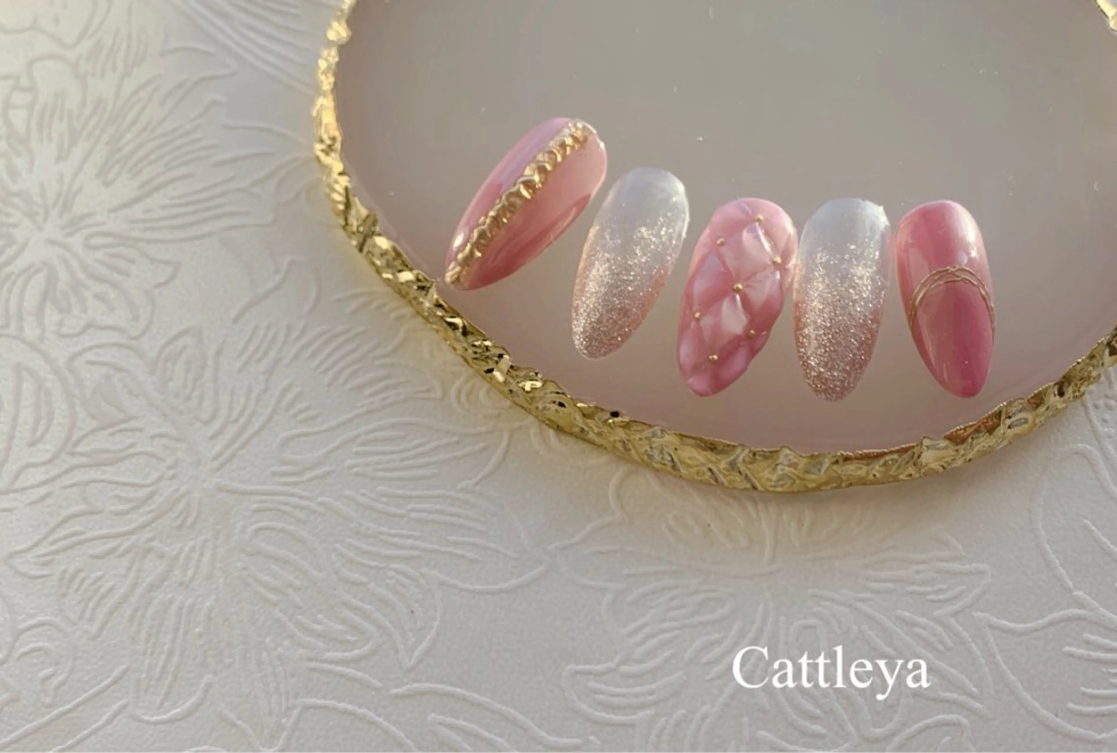 ネイル Cattleya カトレアのネイルデザイン