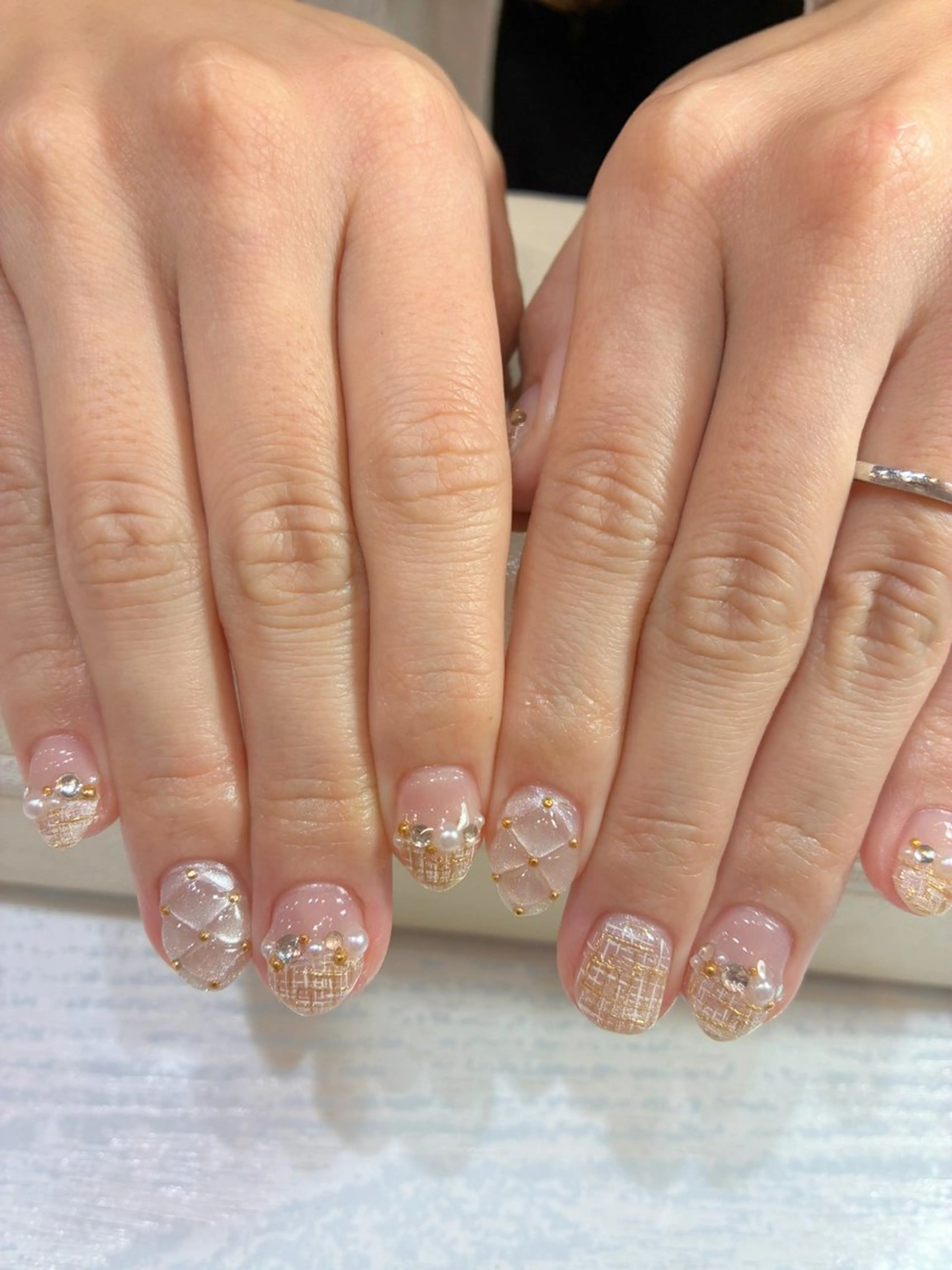 ネイル 持ち込み Nest 岩崎のネイルデザイン